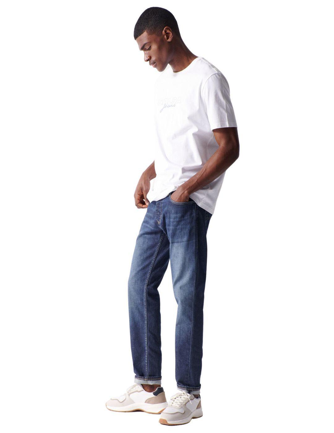 Camiseta blanca Salsa con branding | Bicos de Fío