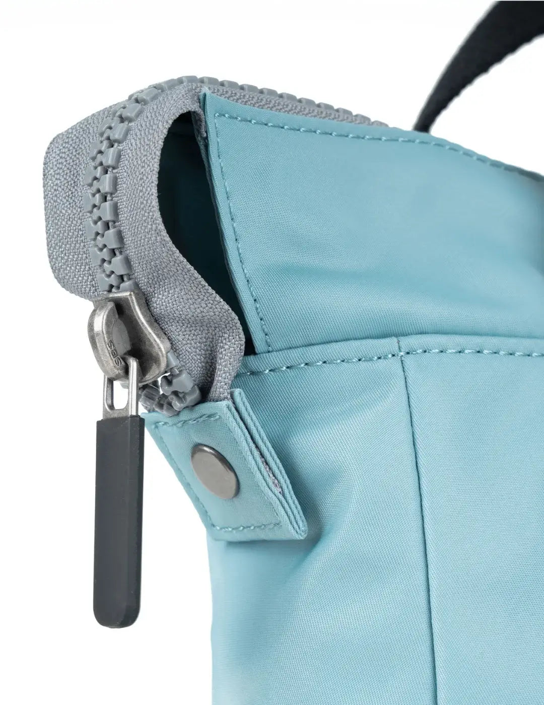 Mochila Roka Bantry B Small Black Label Azul | Bicos de Fío