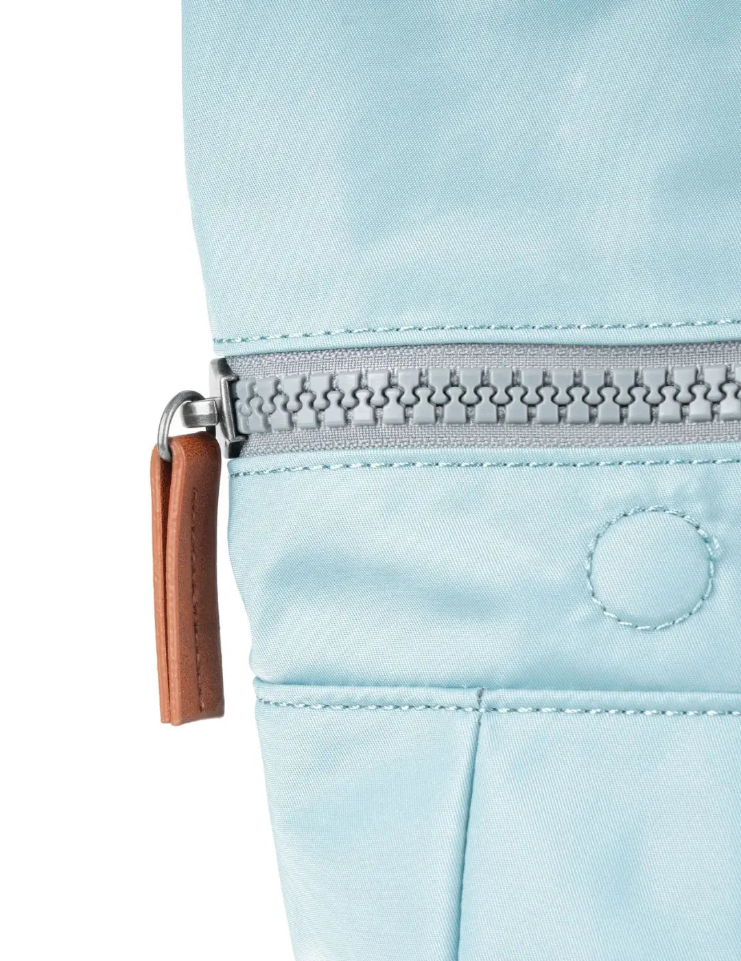 Mochila Roka Canfield B Medium Spearmint | Bicos de Fío