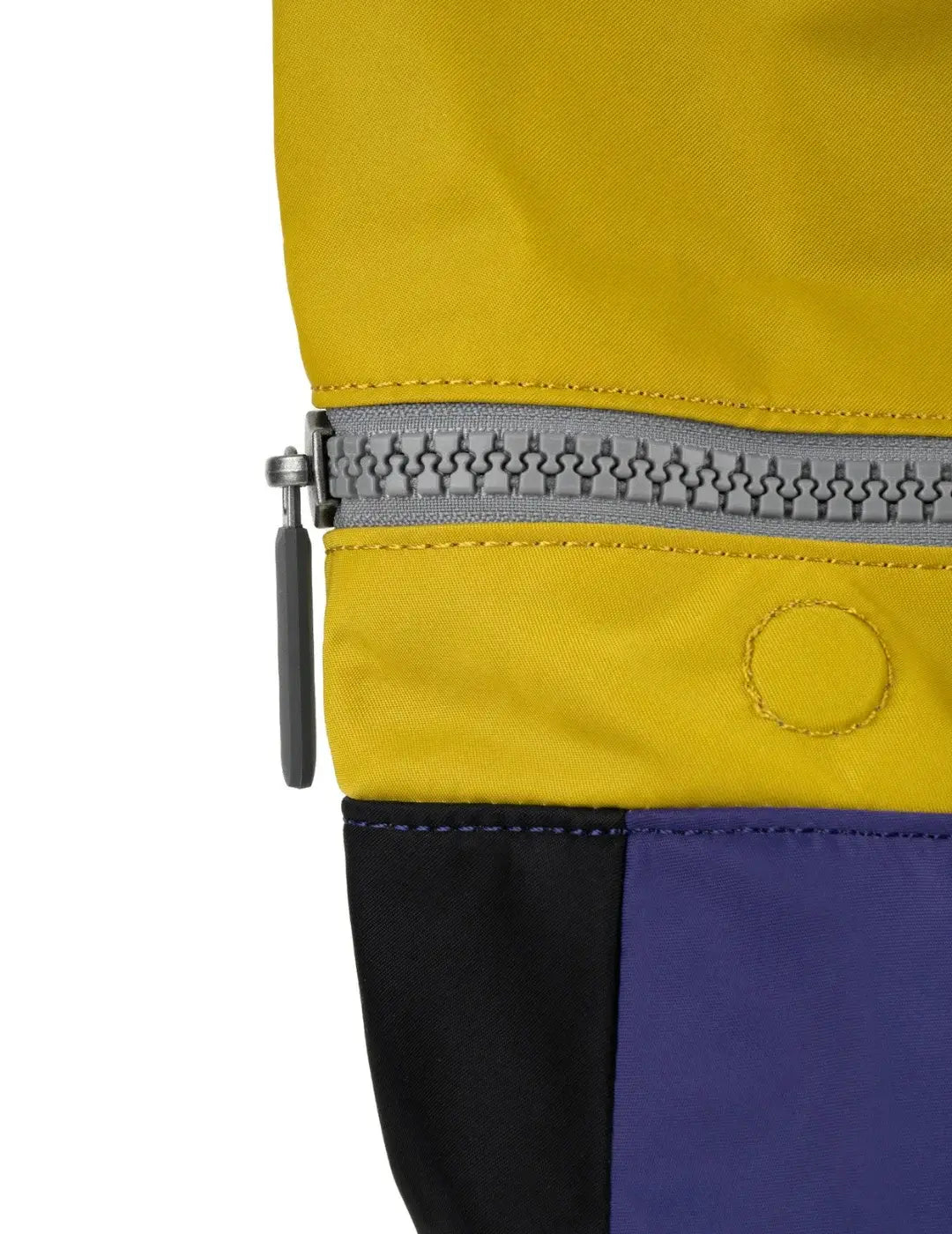 Mochila Roka Canfield B Medium Edition 3 | Bicos de Fío