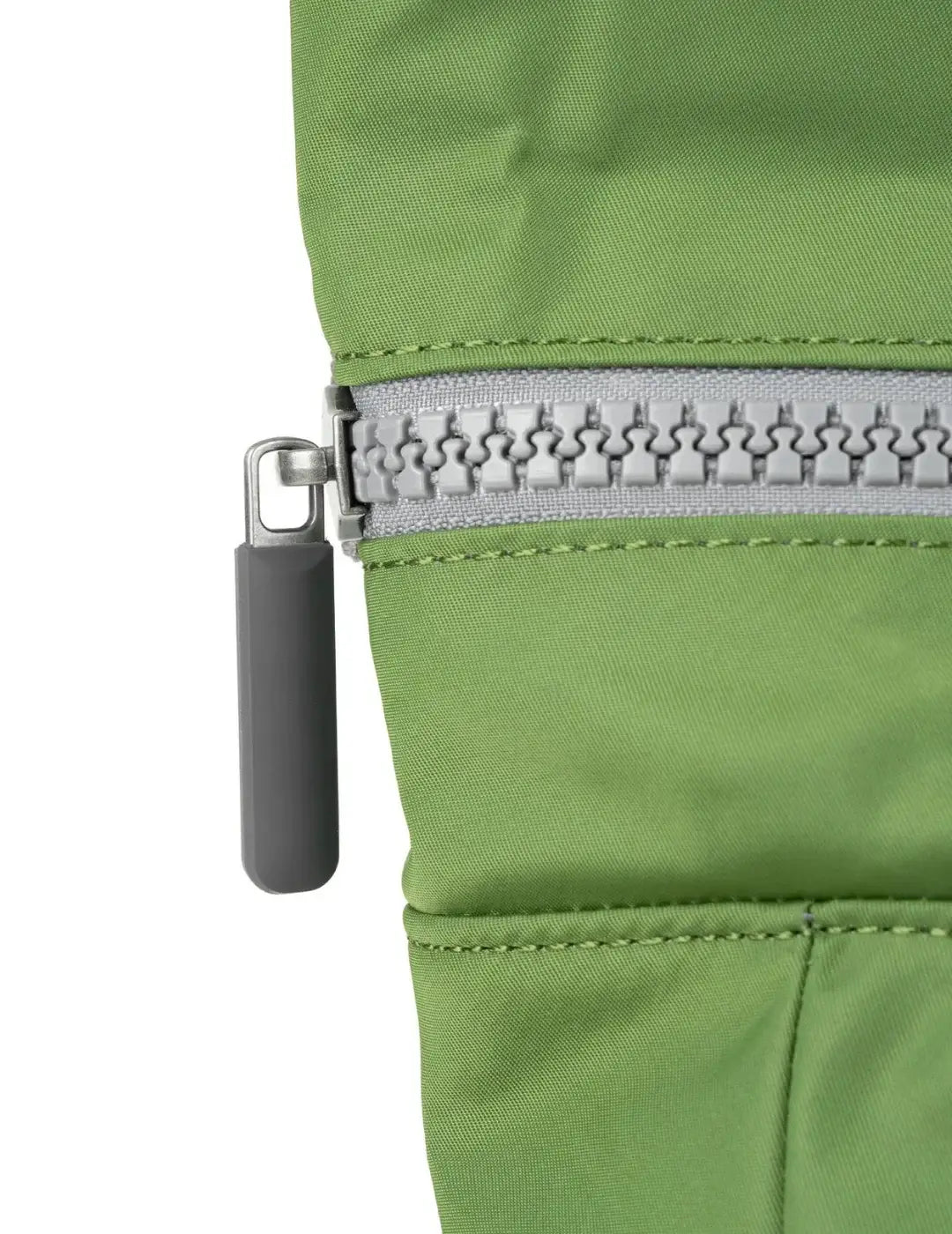 Mochila Roka Canfield B Small Two Tone Marino-Verde | Bicos de Fío