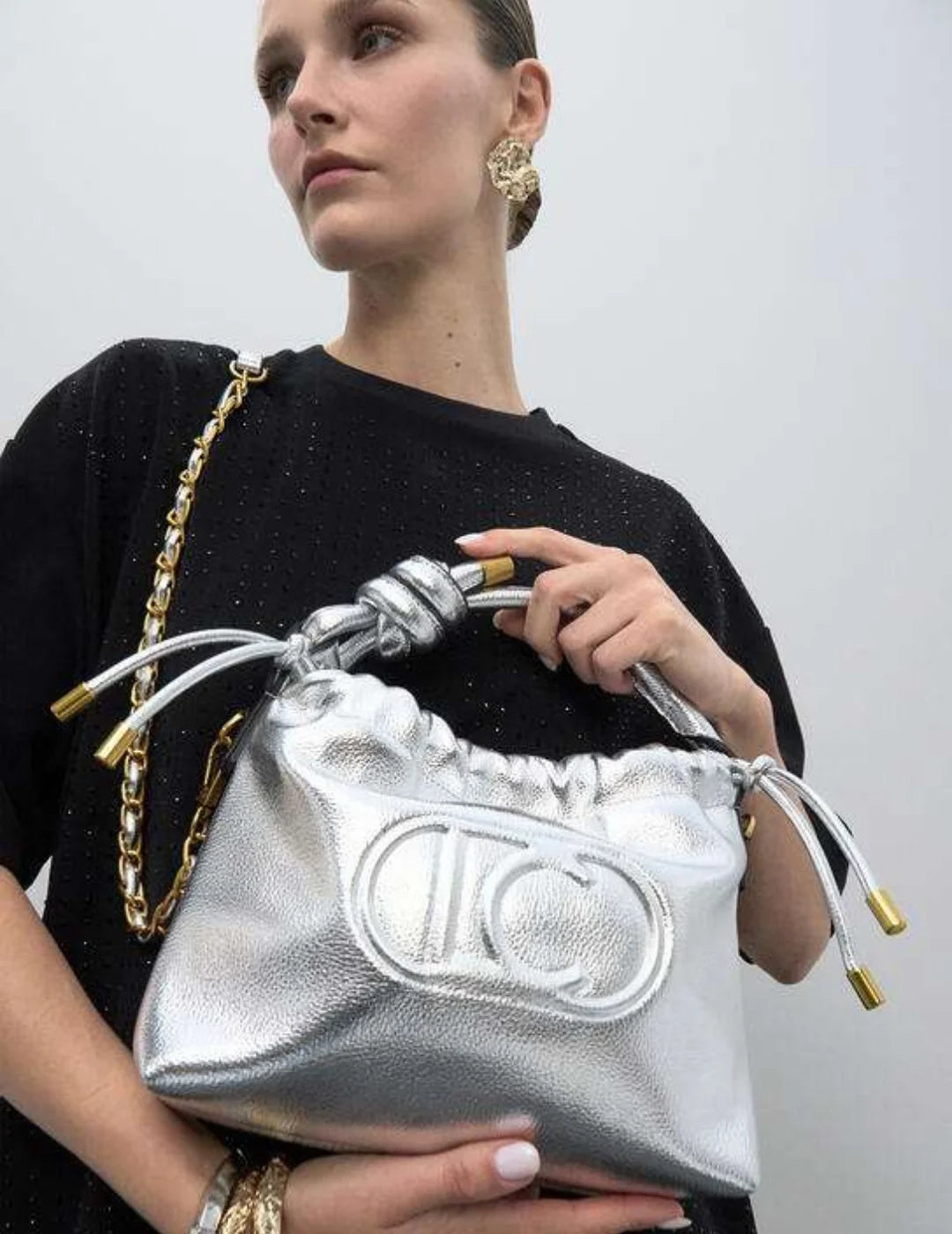 Bombonera Metalizada Lola Casademunt Plata | Bicos de Fío