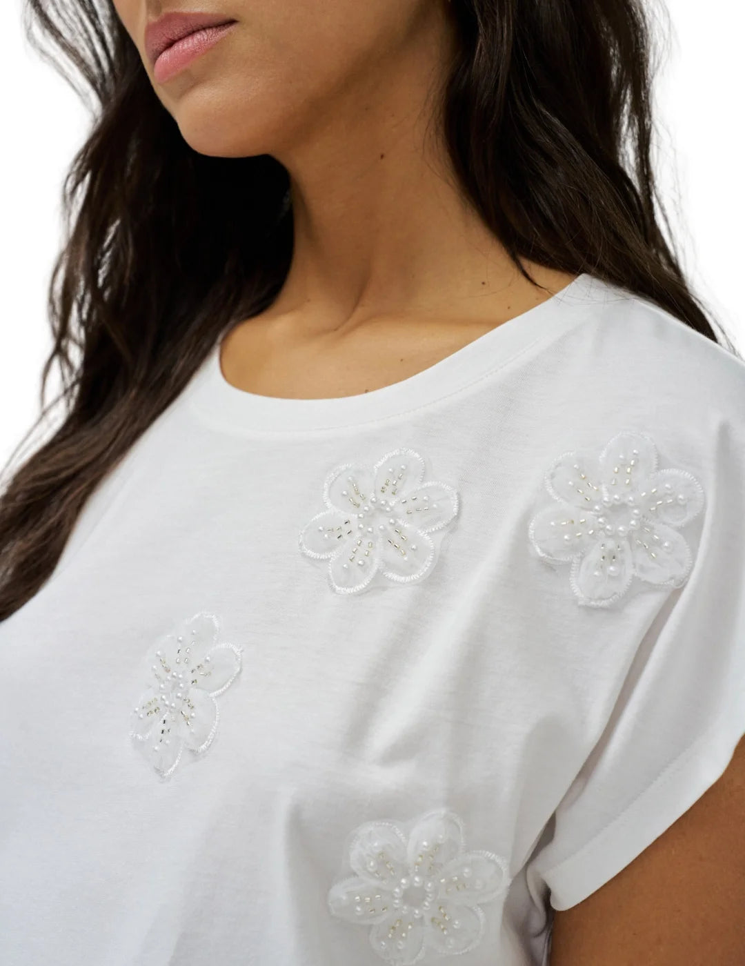Camiseta Apliques Flores Salsa Jeans Blanco | Bicos de Fío