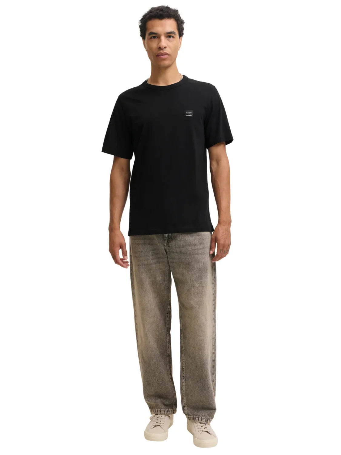 Camiseta Jack&Jones Cleveland Negro | Bicos de Fío