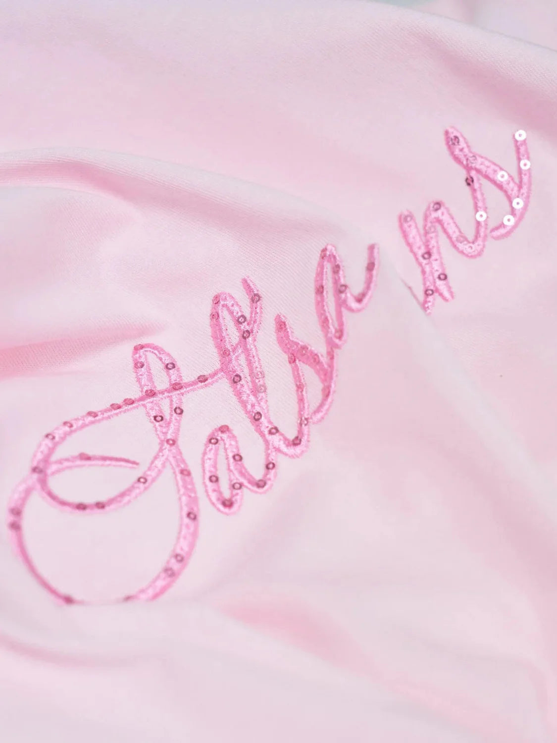 Camiseta Logo Bordado Brillo Salsa Jeans Rosa | Bicos de Fío