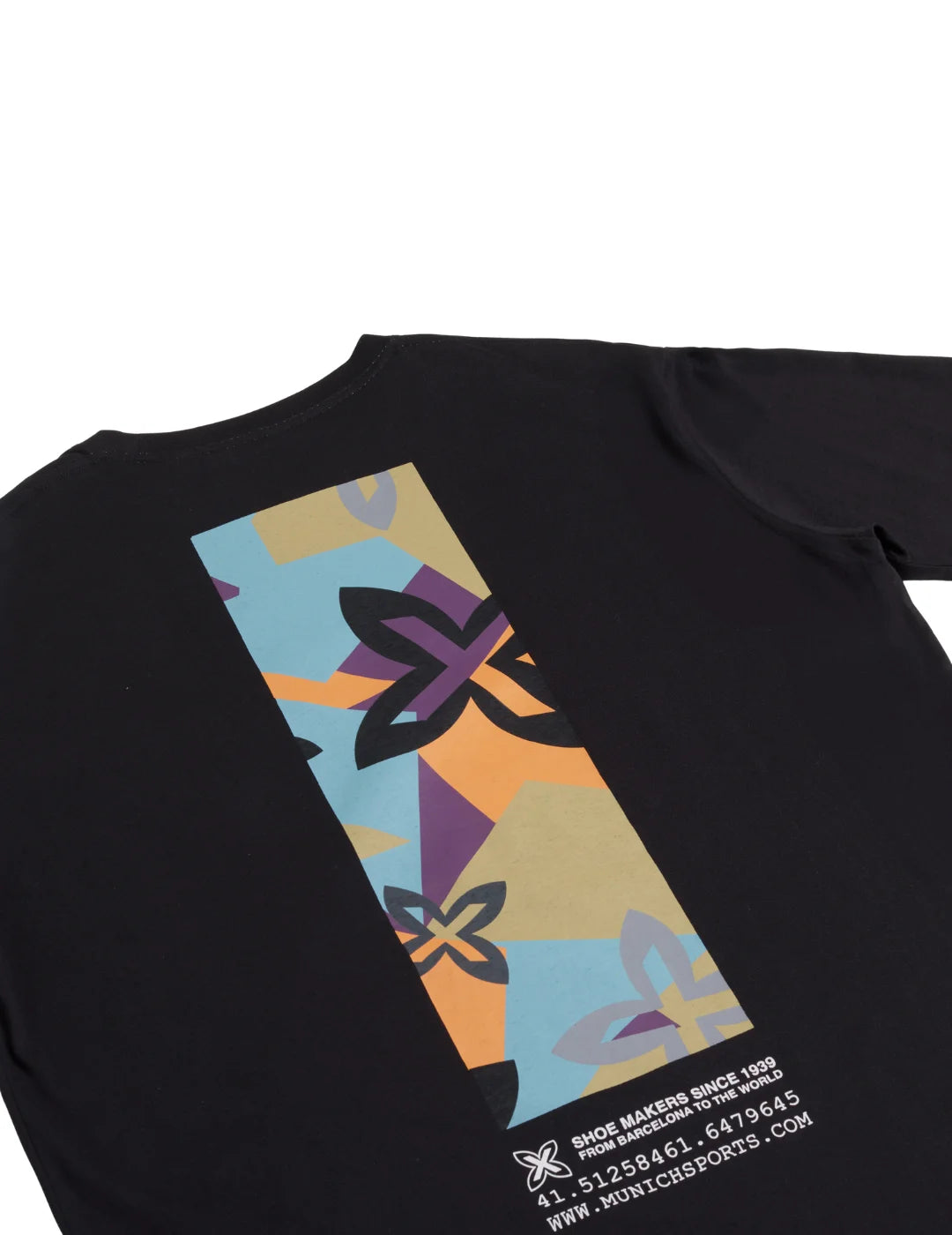 Camiseta Oversize Munich Collage Negro | Bicos de Fío