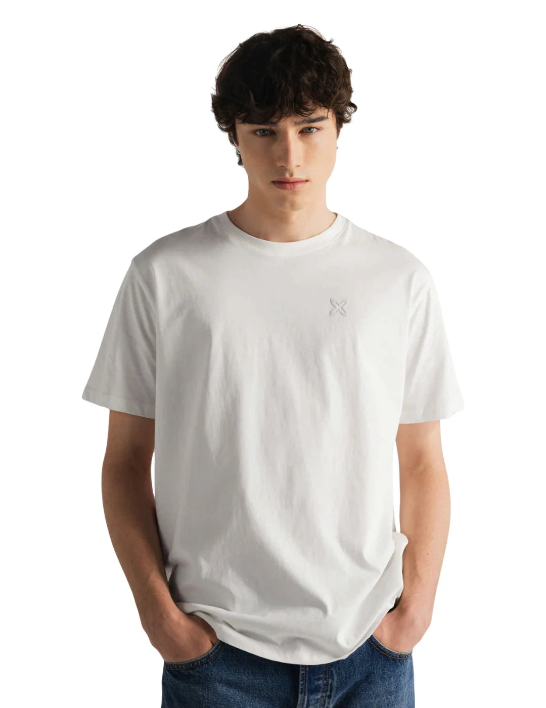 Camiseta Munich Essentials Blanco | Bicos de Fío