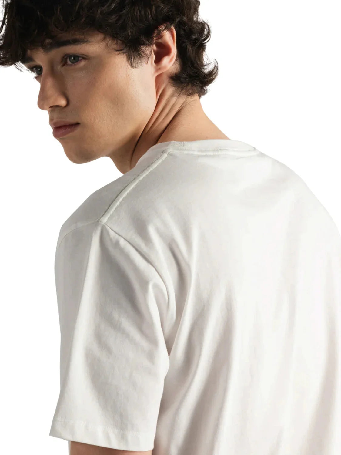 Camiseta Munich Essentials Blanco | Bicos de Fío