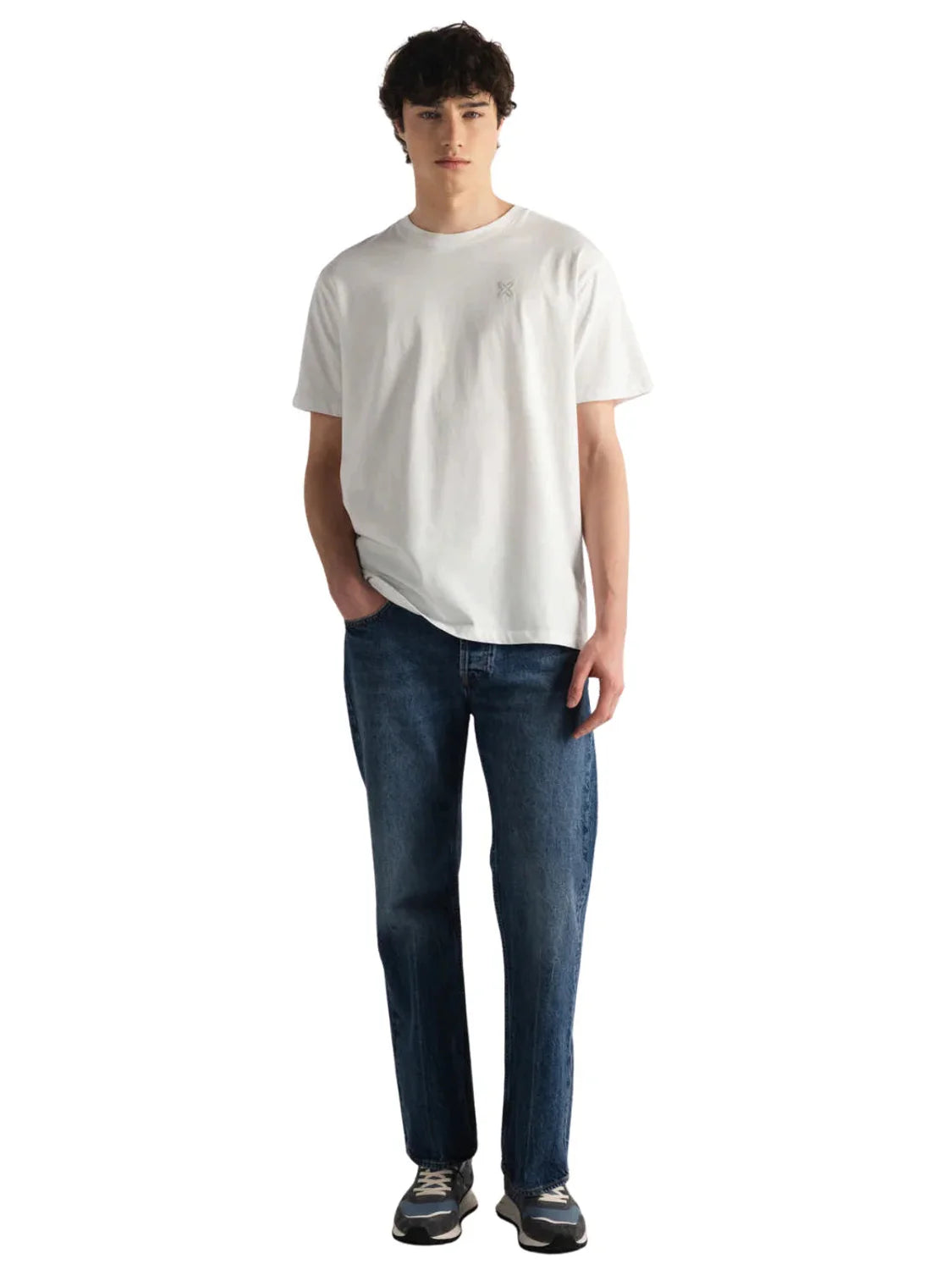 Camiseta Munich Essentials Blanco | Bicos de Fío