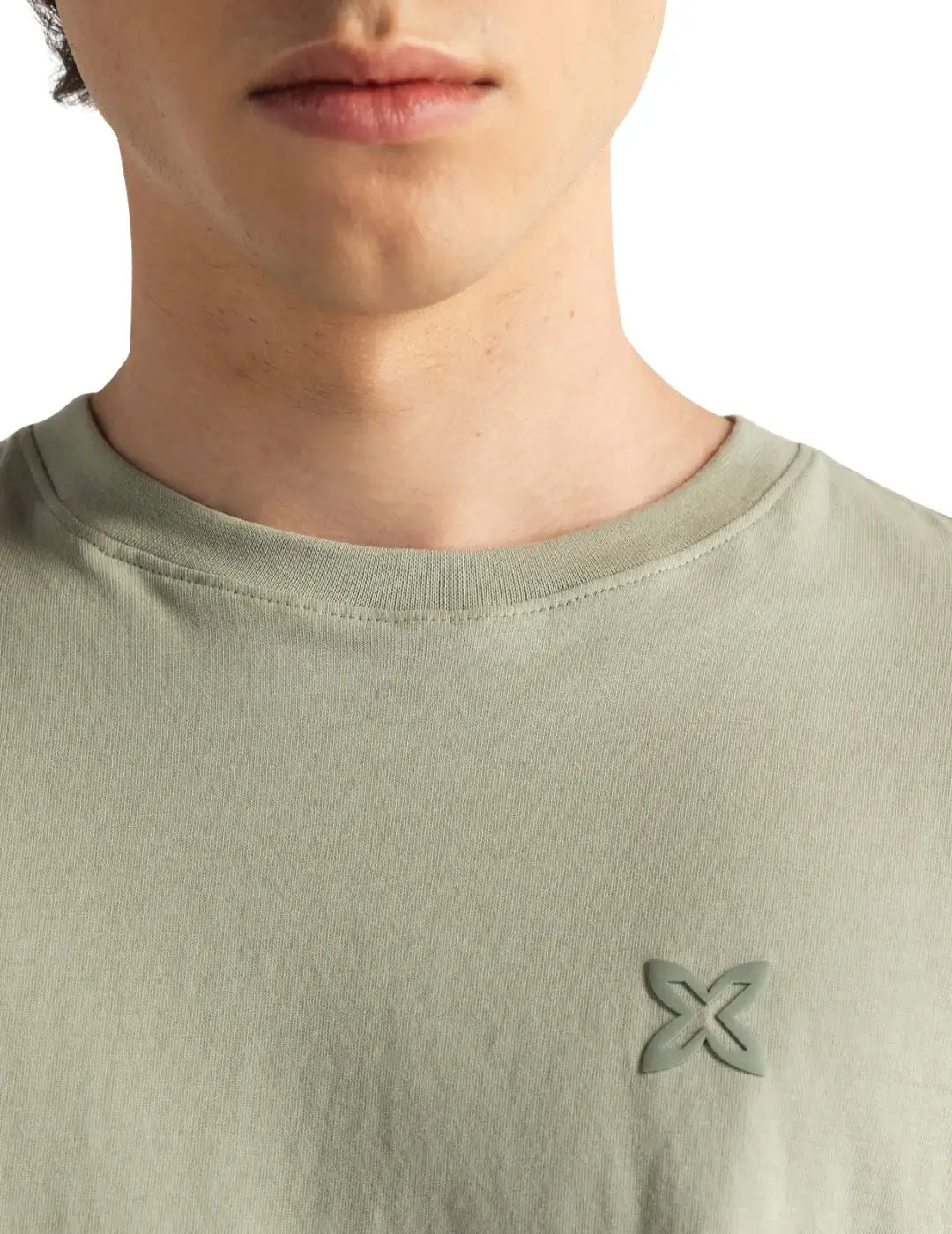 Camiseta Munich Essentials Verde Caqui | Bicos de Fío