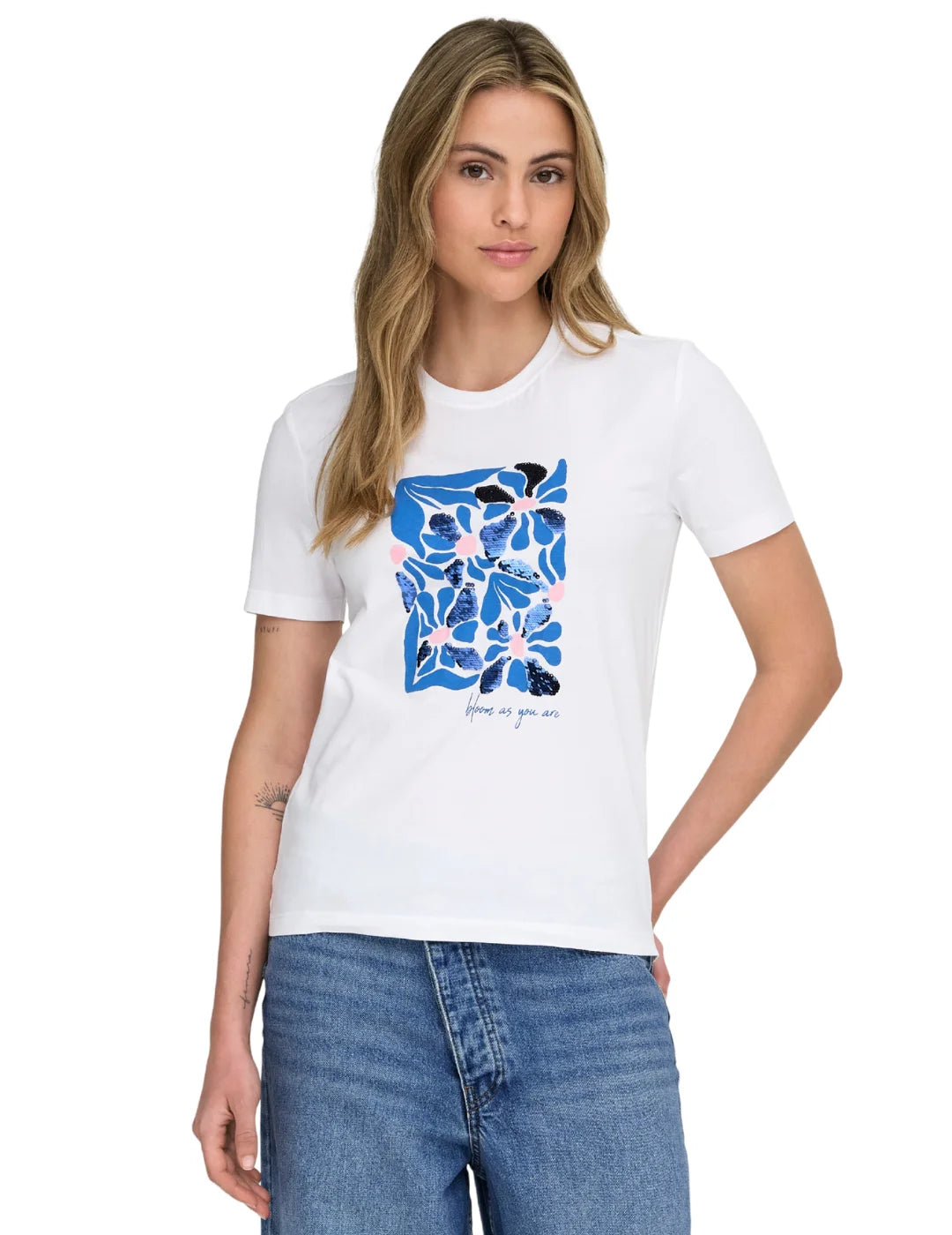 Camiseta ONLY Kita Flor Rita Blanco | Bicos de Fío