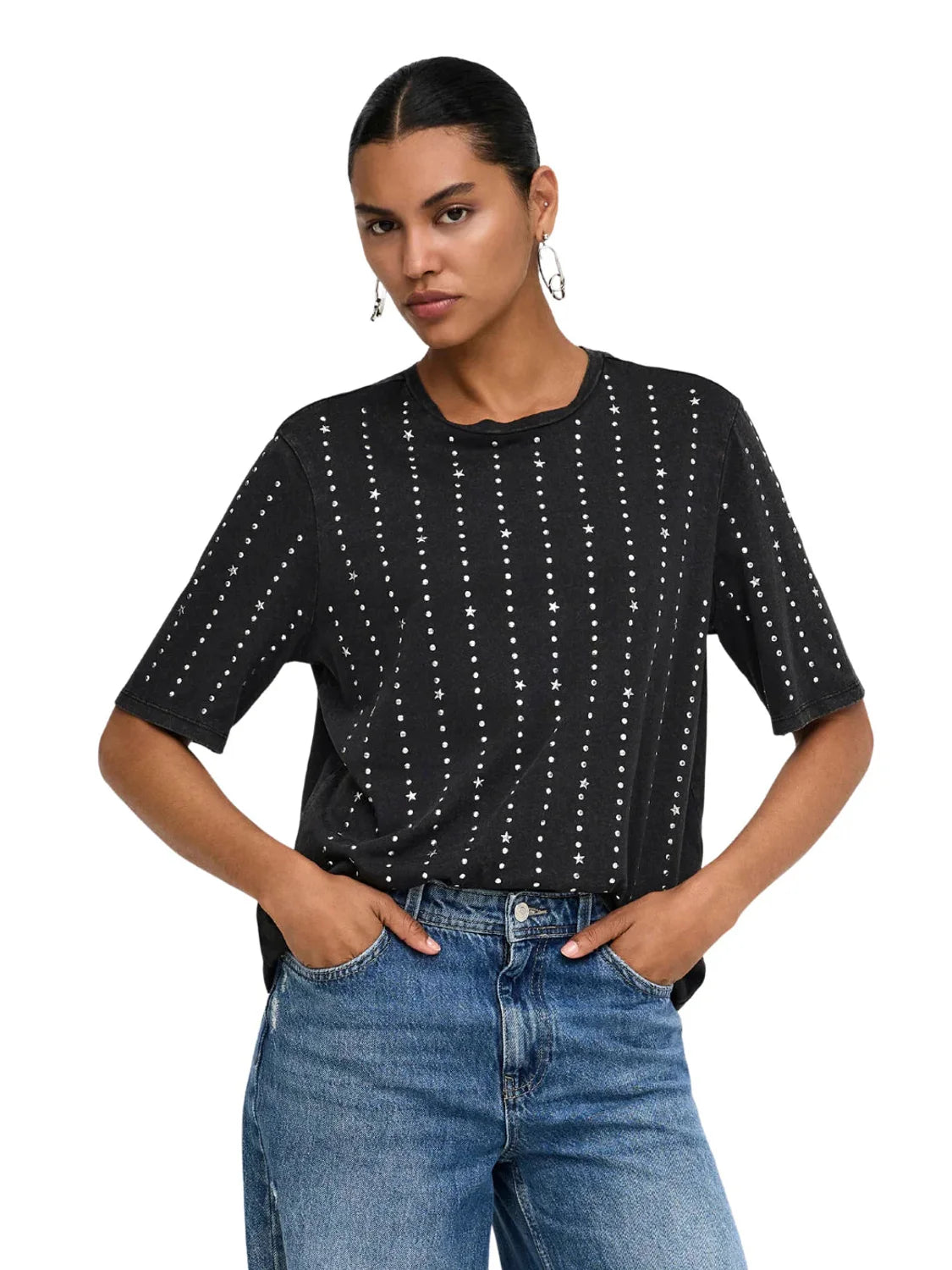Camiseta ONLY Lucy Studs Negro | Bicos de Fío