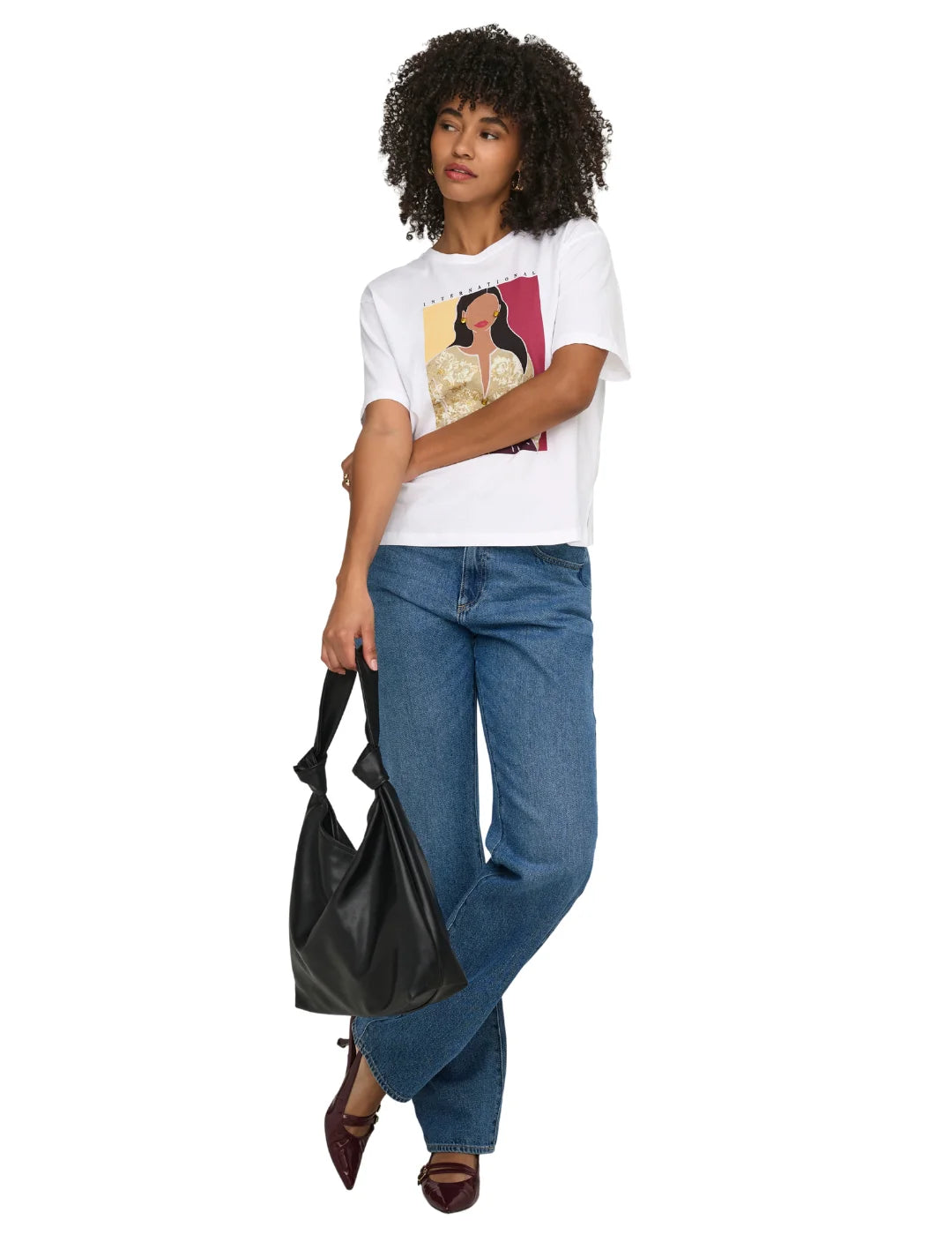 Camiseta ONLY Susan International Blanco | Bicos de Fío
