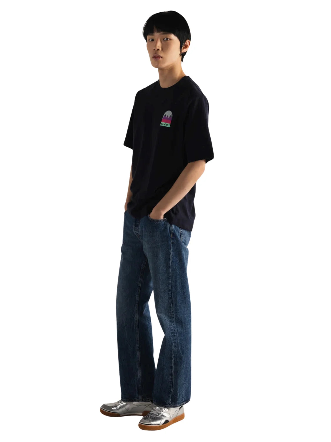 Camiseta Oversize Munich Trekking Azul Marino | Bicos de Fío