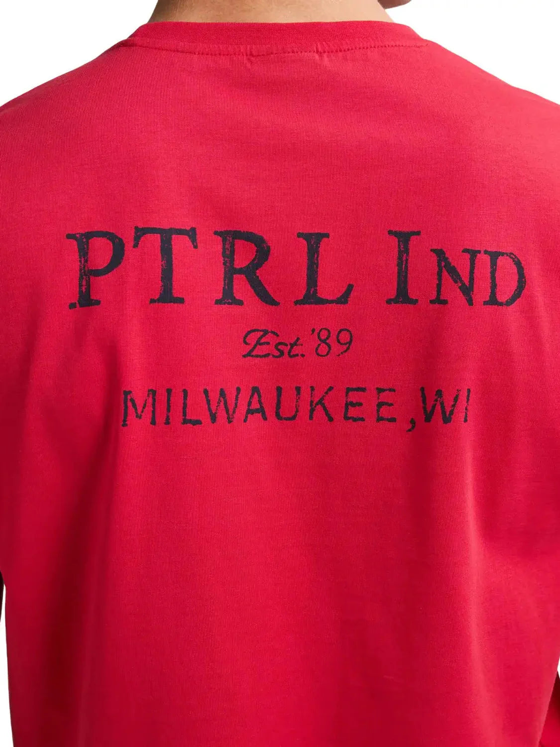 Camiseta Petrol Industries TSR603 Rojo | Bicos de Fío