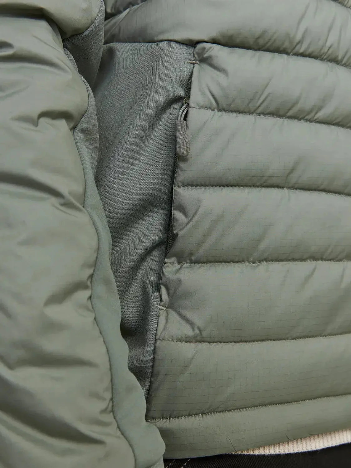 Chaqueta Plumas Jack&Jones State Hybrid Verde | Bicos de Fío