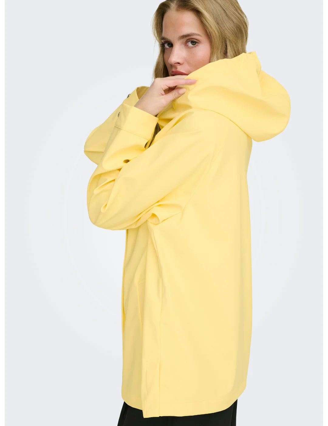 Chubasquero ONLY Elisa Amarillo | Bicos de Fío