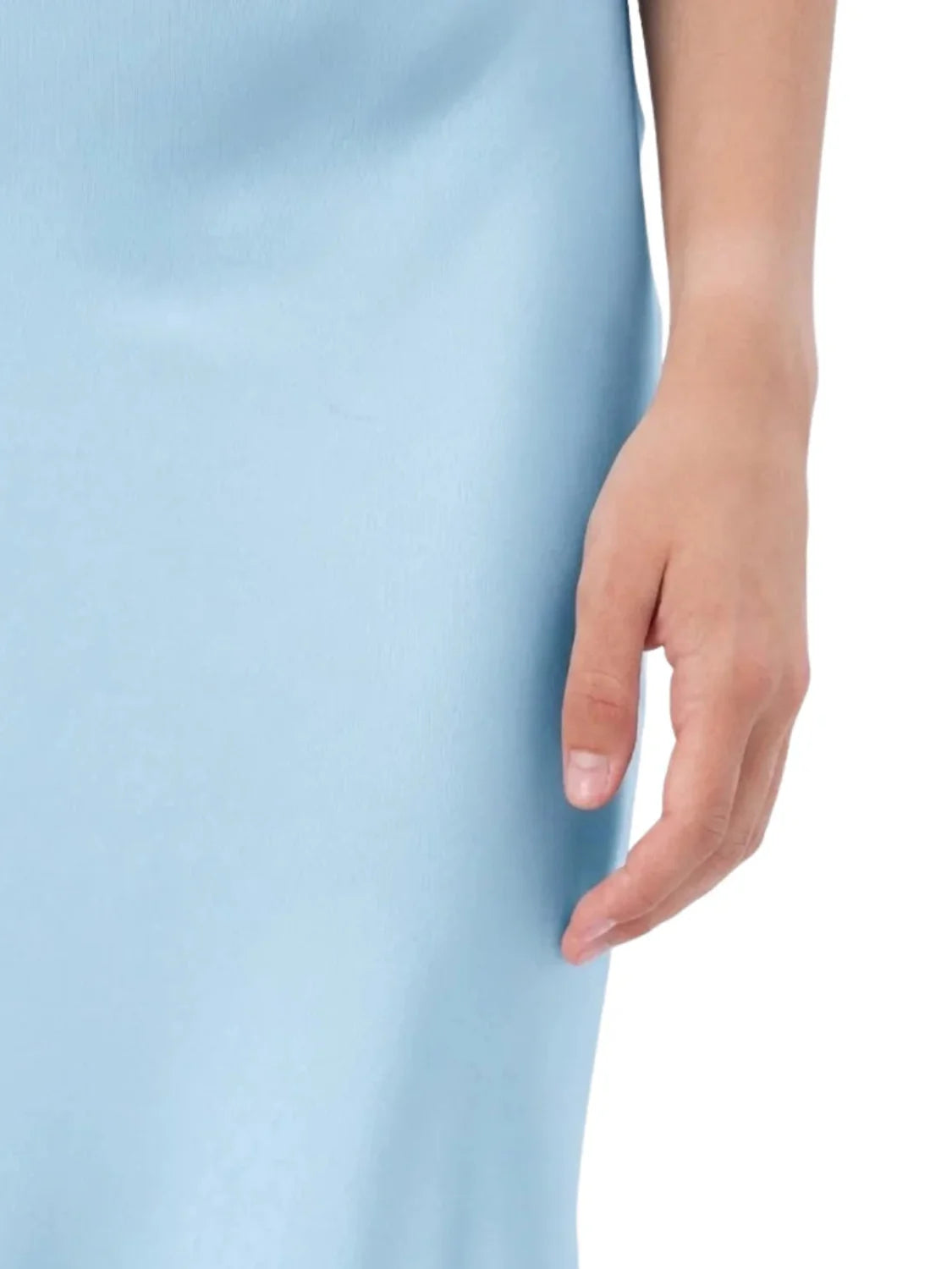 Falda Larga Satinada Vero Moda Livia Azul Cielo | Bicos de Fío