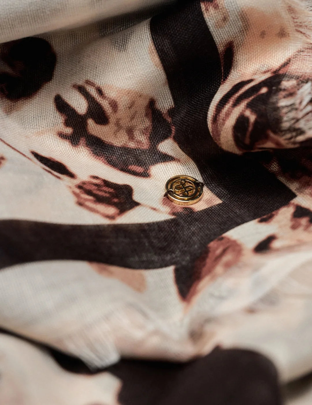 Foulard Estampado Floral Salsa Jeans Crudo | Bicos de Fío