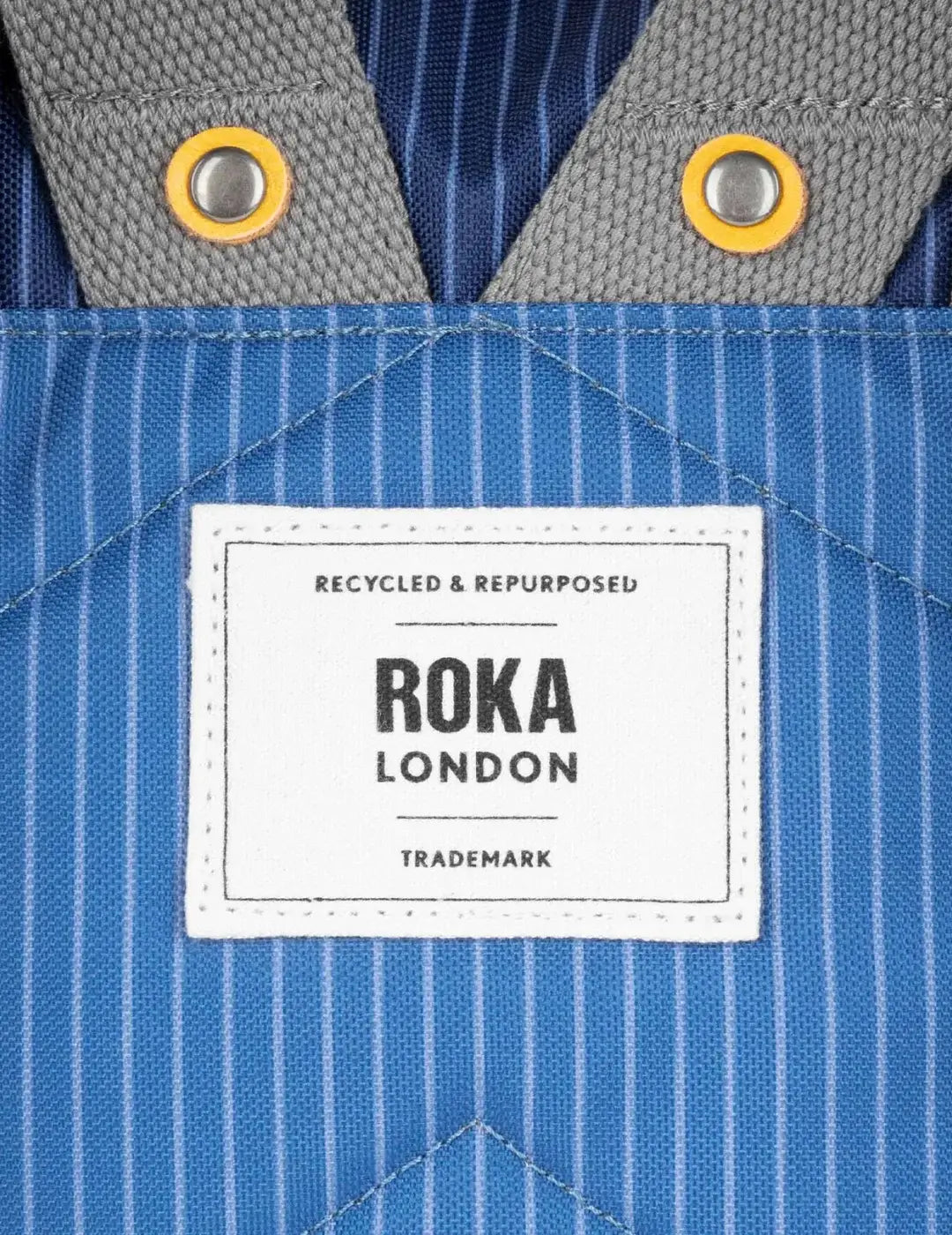 Mochila Roka Canfield B Medium Wash Denim | Bicos de Fío