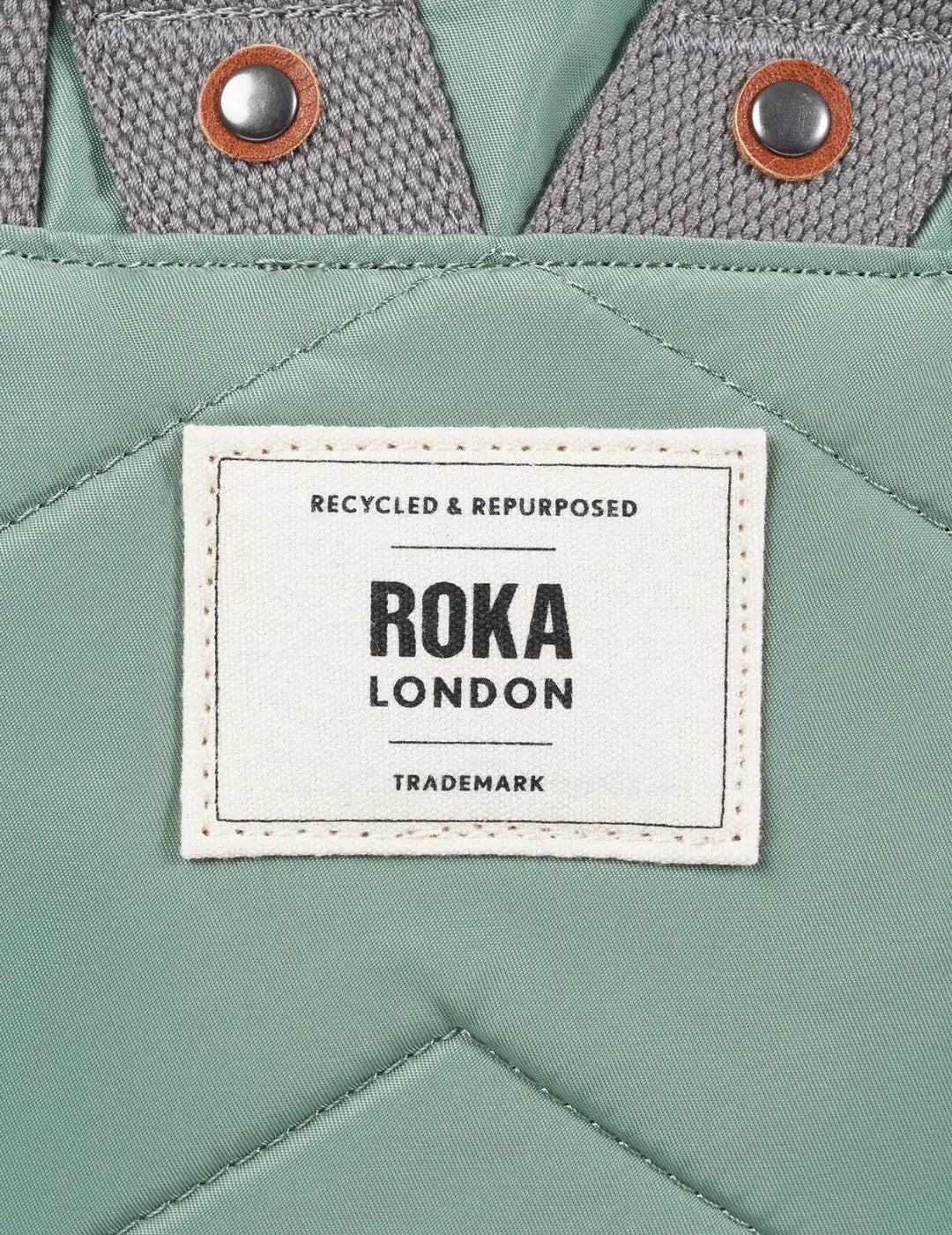Mochila ROKA Canfield B Medium Nylon Frost | Bicos de Fío