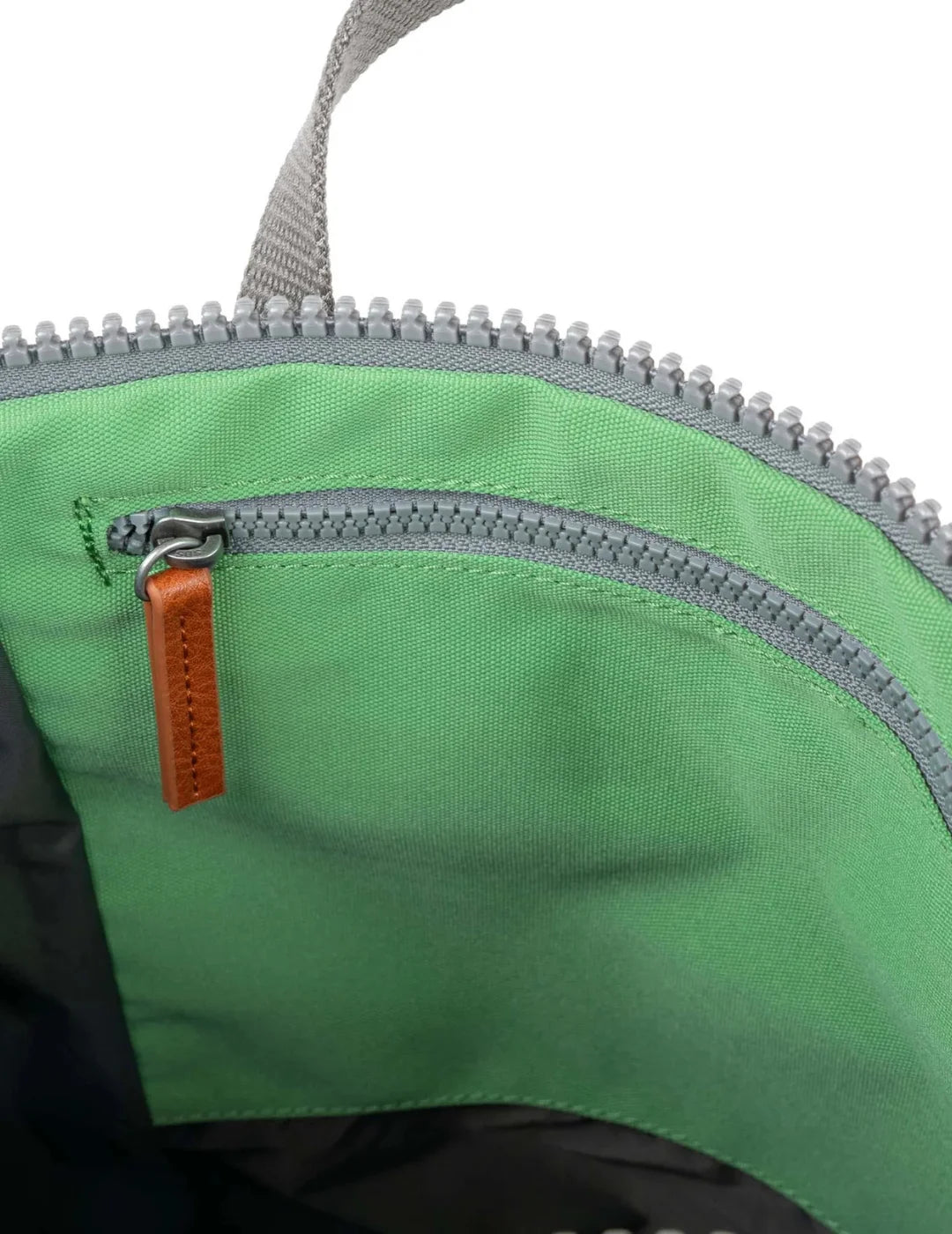 Mochila Roka Finchley A Small Peppermint | Bicos de Fío