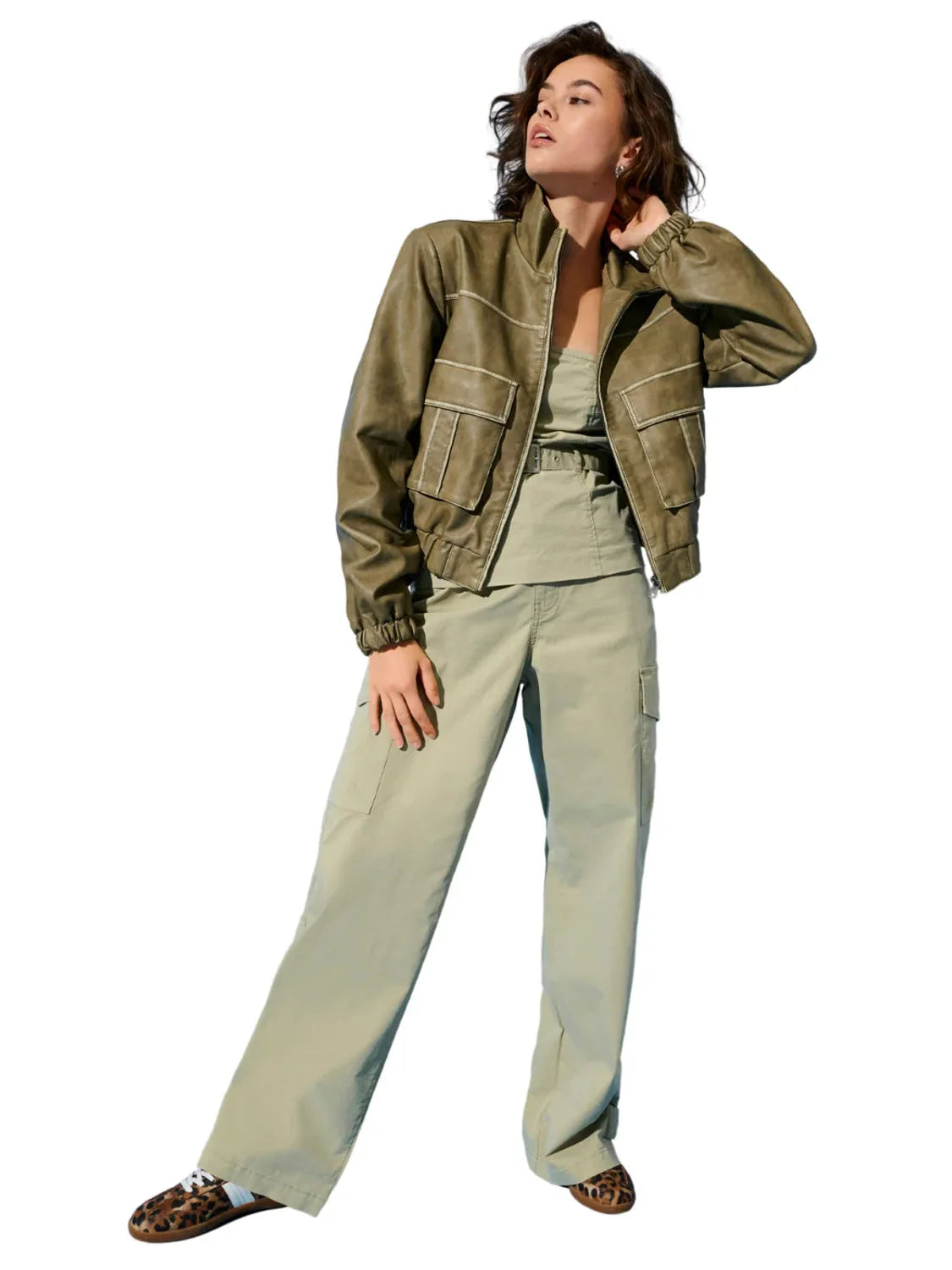 Pantalón Cargo Ancho ONLY Liana Verde | Bicos de Fío