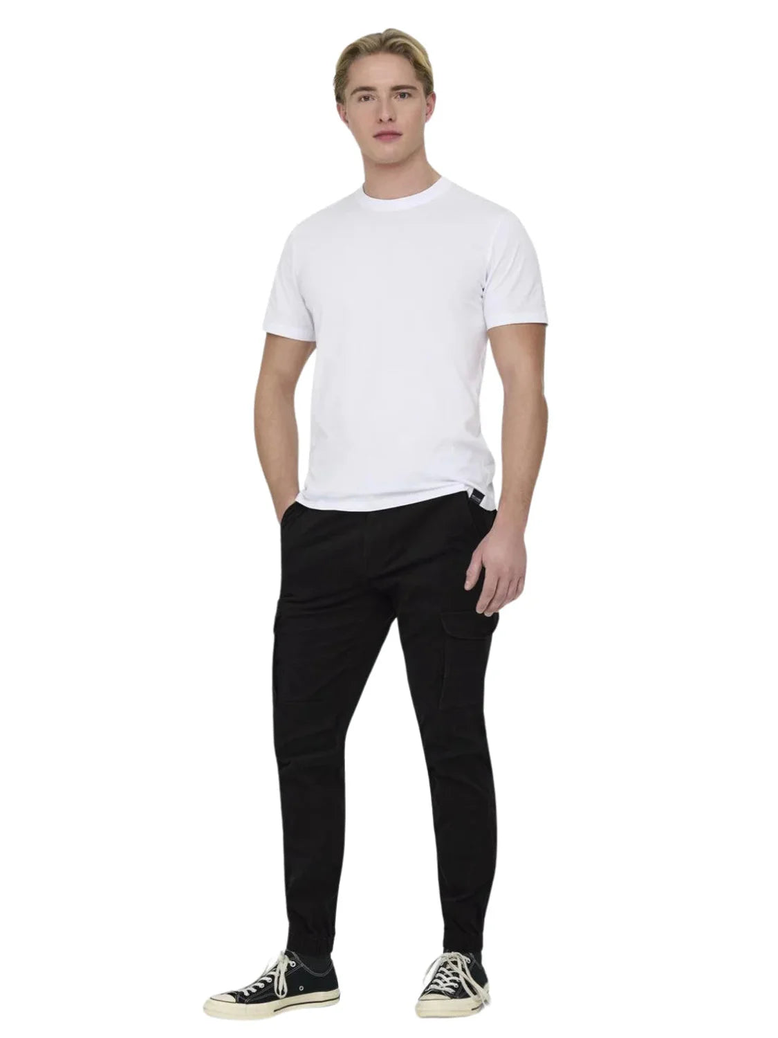 Pantalón Cargo ONLY & SONS Carter Negro | Bicos de Fío