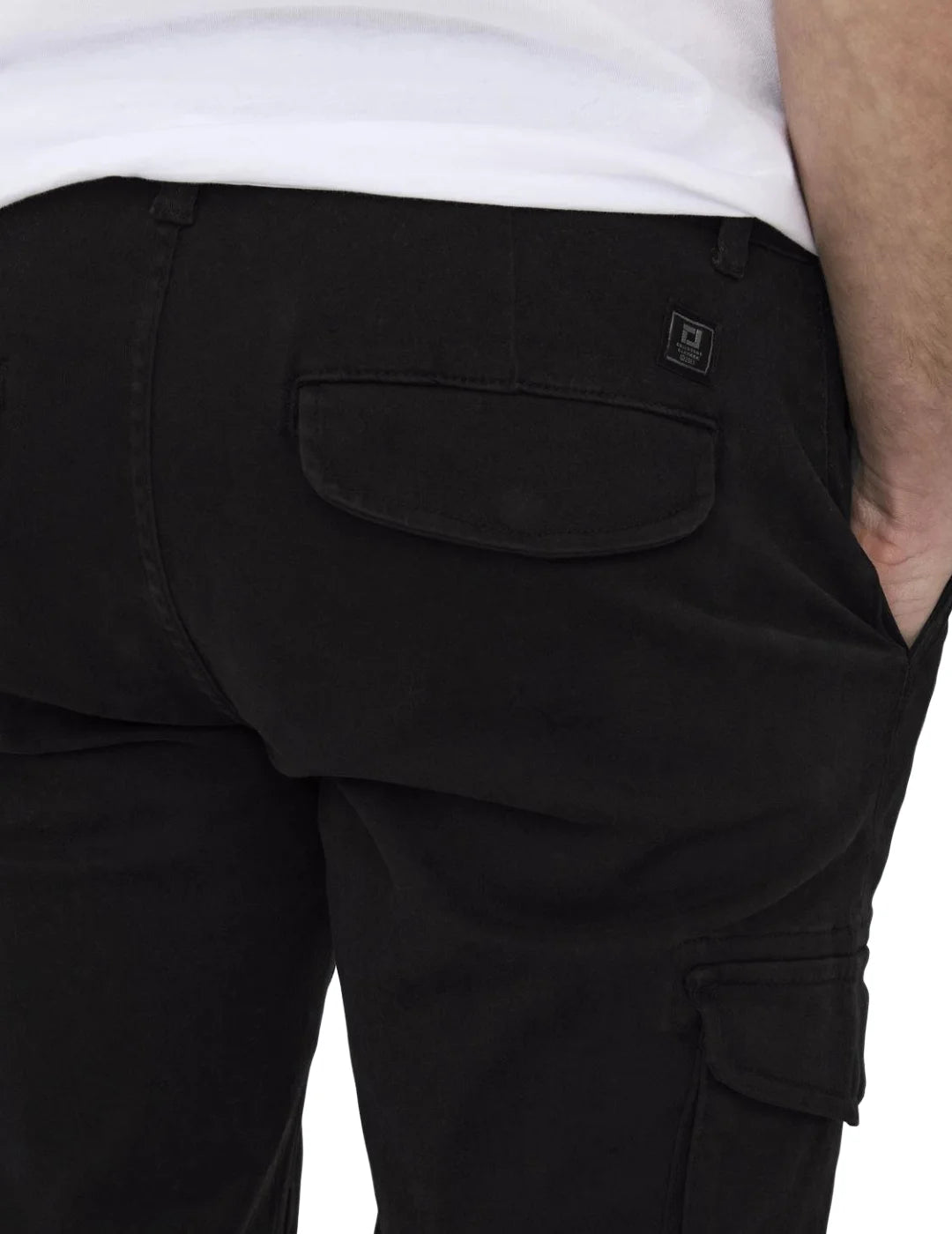 Pantalón Cargo ONLY & SONS Carter Negro | Bicos de Fío