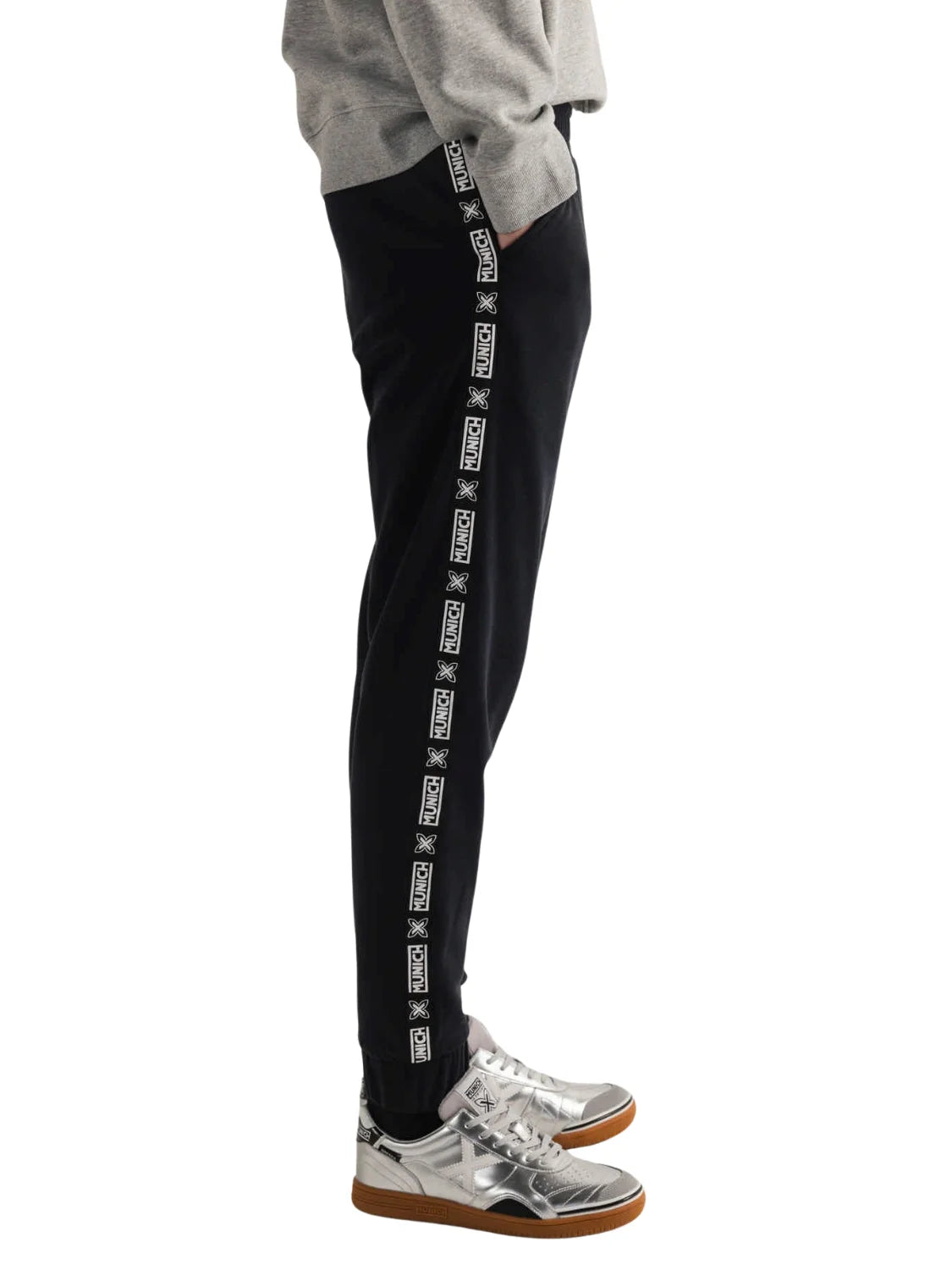 Pantalón Chándal Munich Squadra Negro | Bicos de Fío