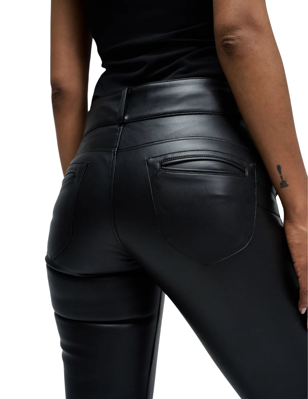 Chino Secret Push In Flare Salsa Jeans Negro | Bicos de Fío