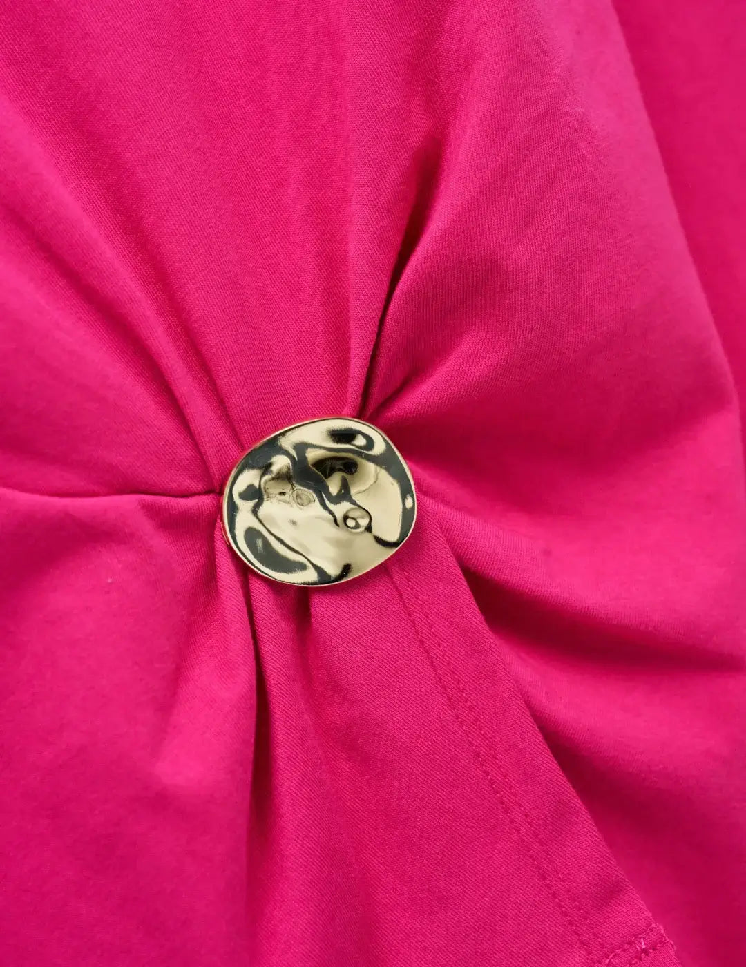 Top Asimétrico Salsa Jeans Metal Fucsia | Bicos de Fío