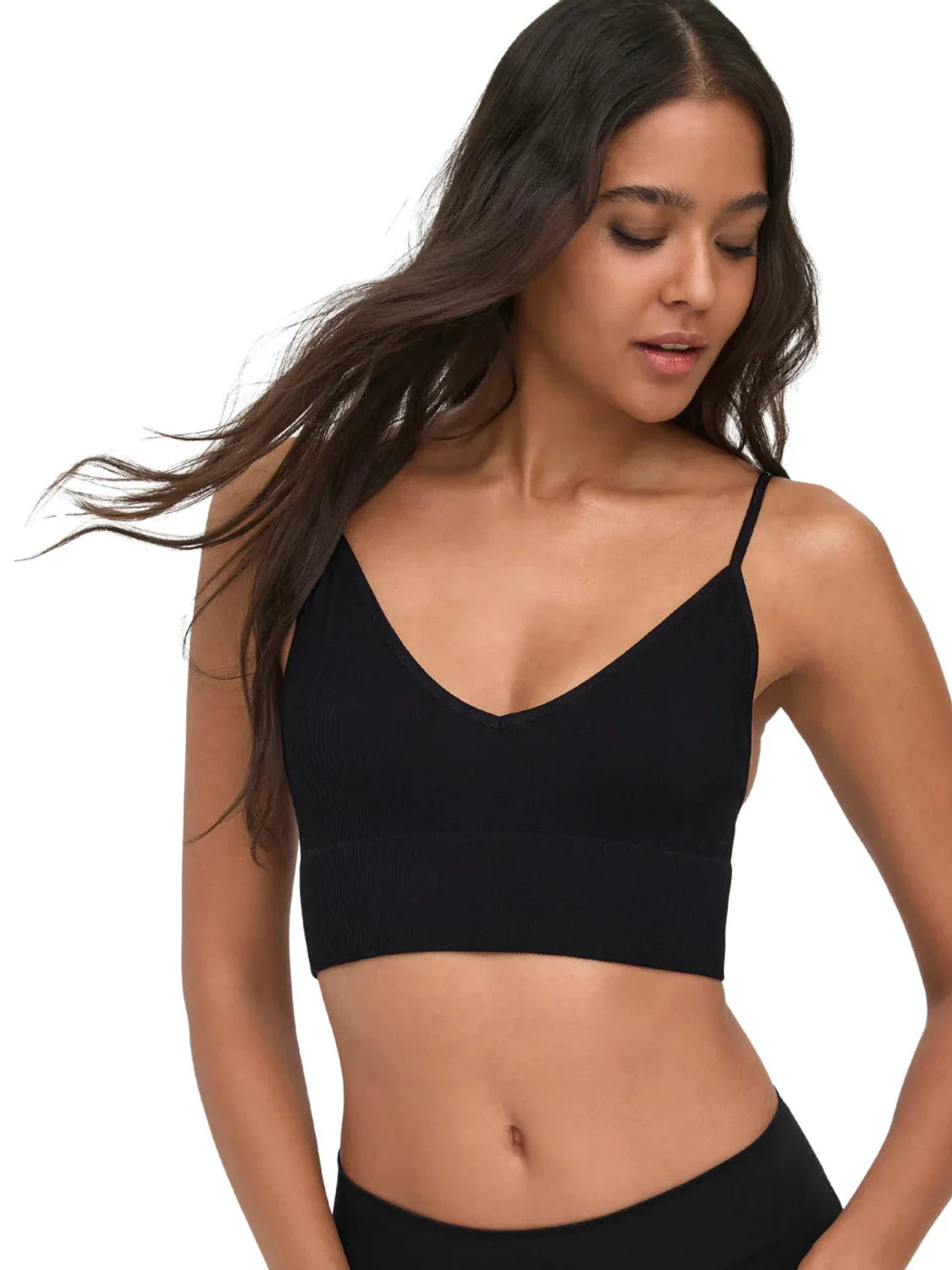 Crop Top ONLY Vicky Negro | Bicos de Fío