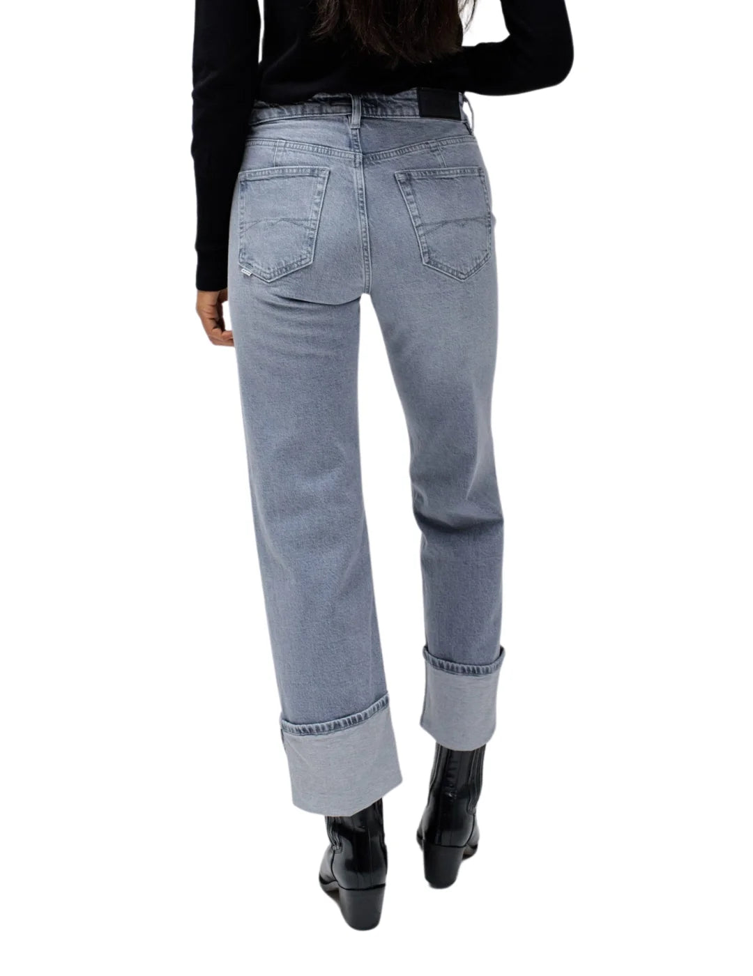 Vaqueros Salsa Jeans True Straight Bajo Vuelto Gris | Bicos de Fío