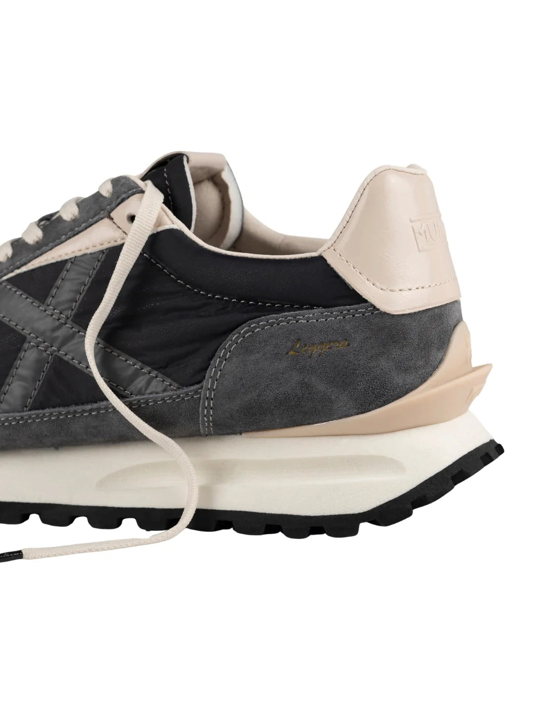 Zapatilla Munich Leggera 04 Negro | Bicos de Fío