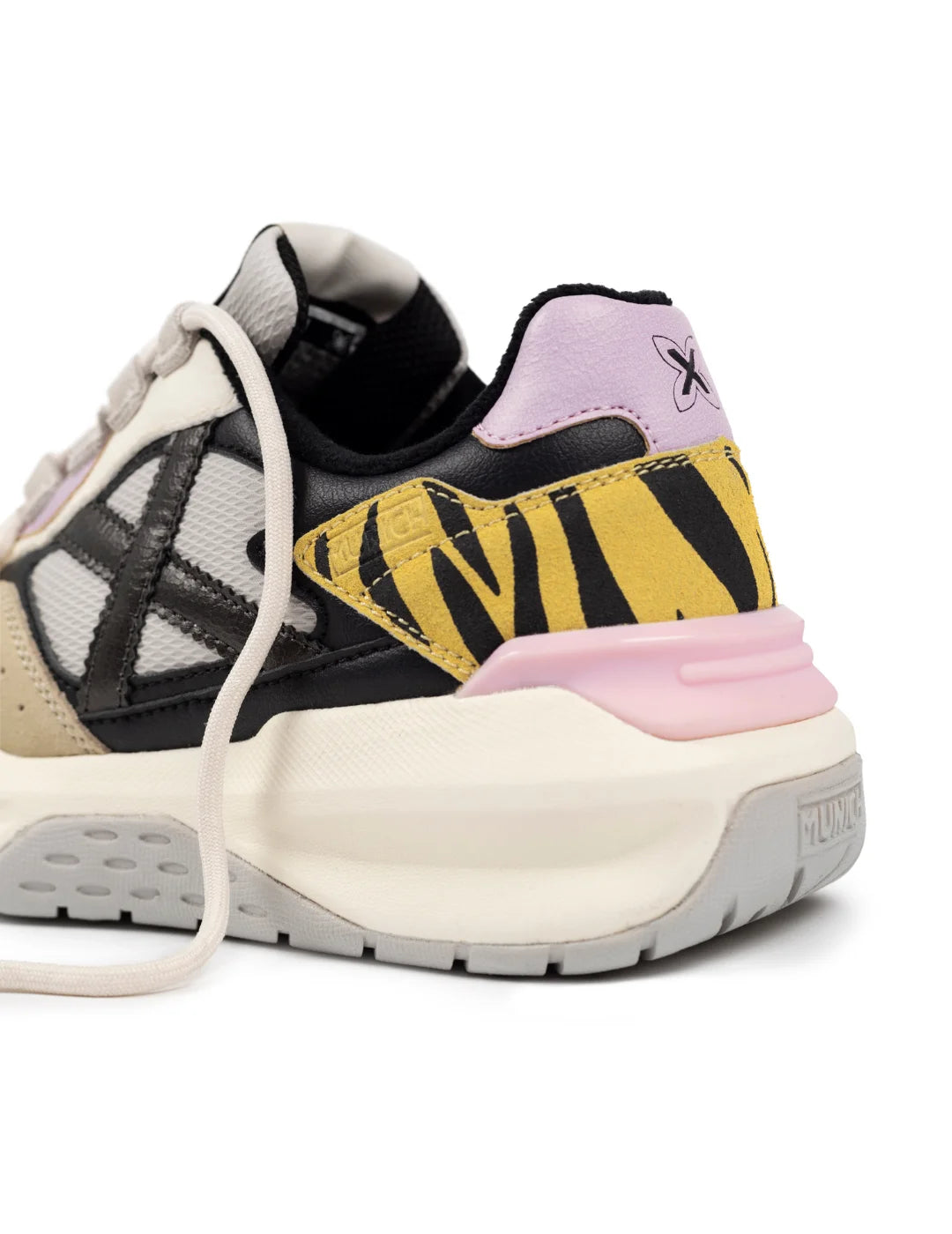 Zapatilla Munich Nexa Woman 14 | Bicos de Fío