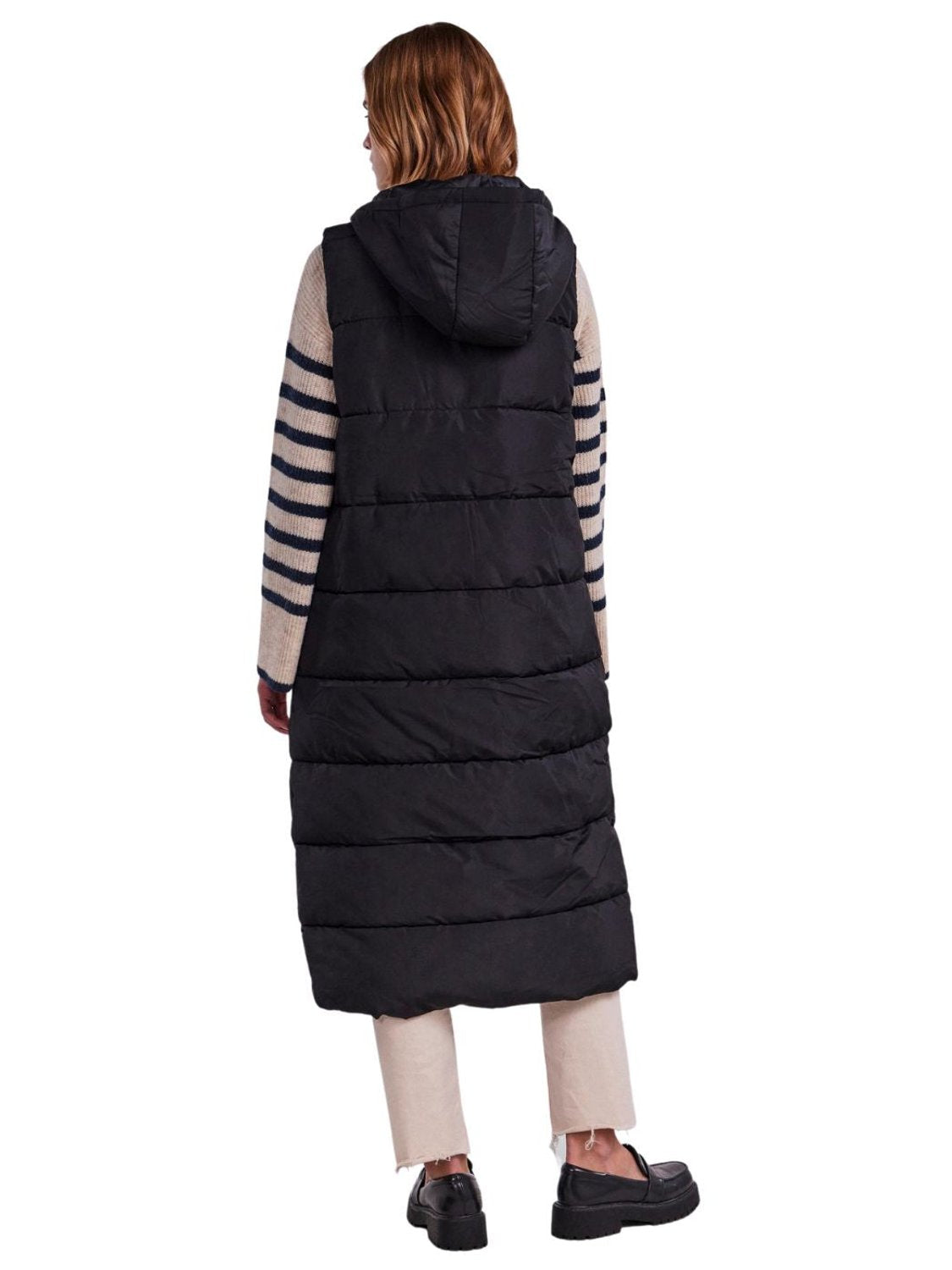 Chaleco largo con capucha Pieces Elinora Negro - Bicos de Fío