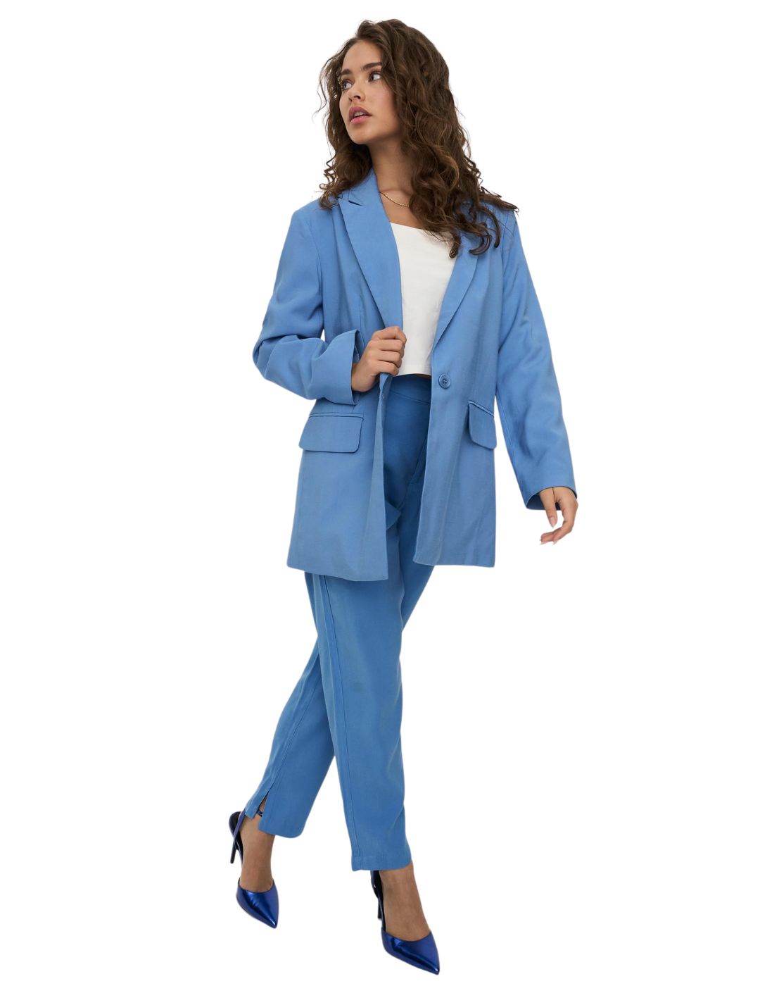 Look con pantalón recto de mujer - Bicos de Fío