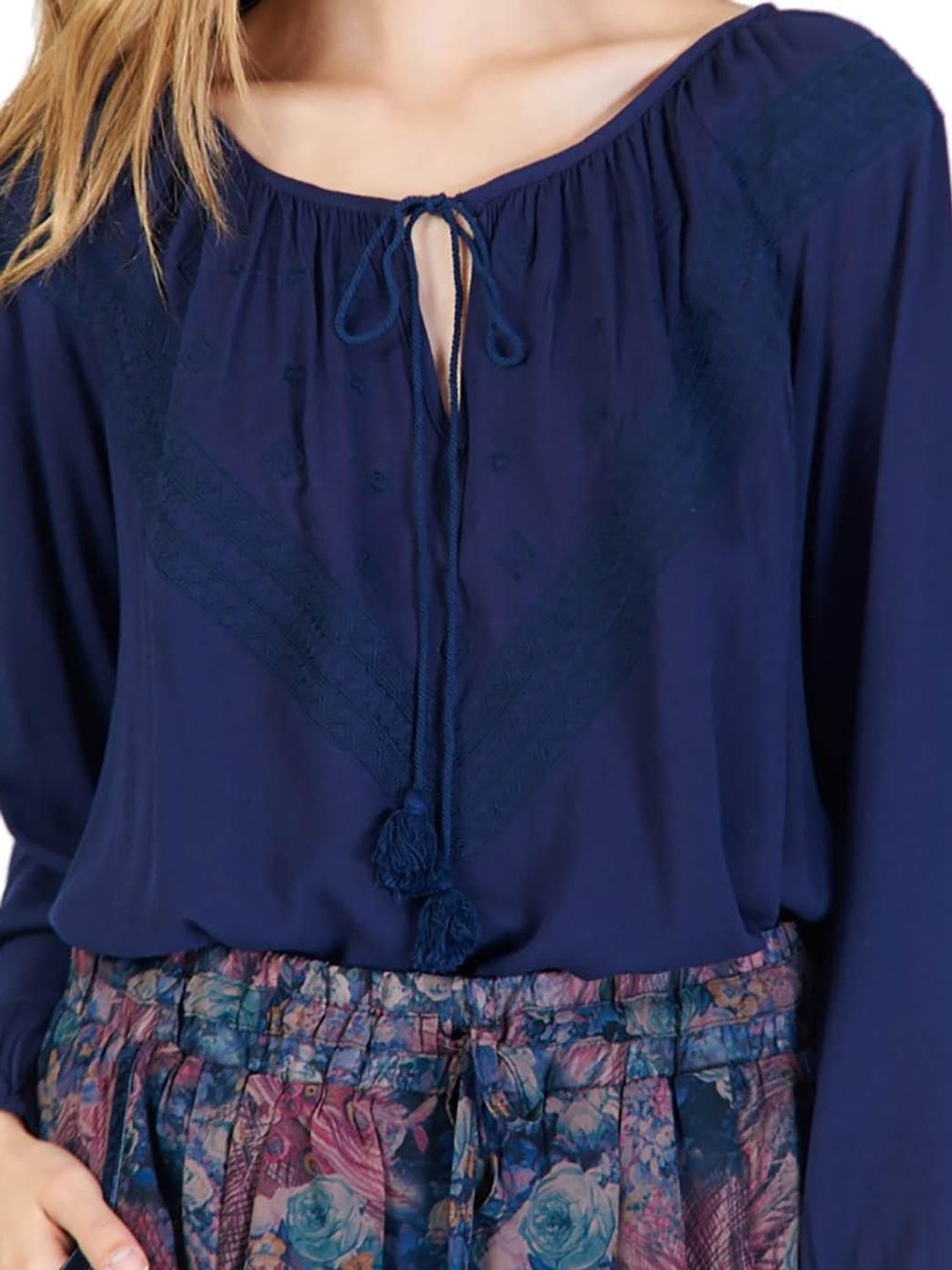Blusa m/l MEISIE Bordado Azul Marino - Bicos de Fío