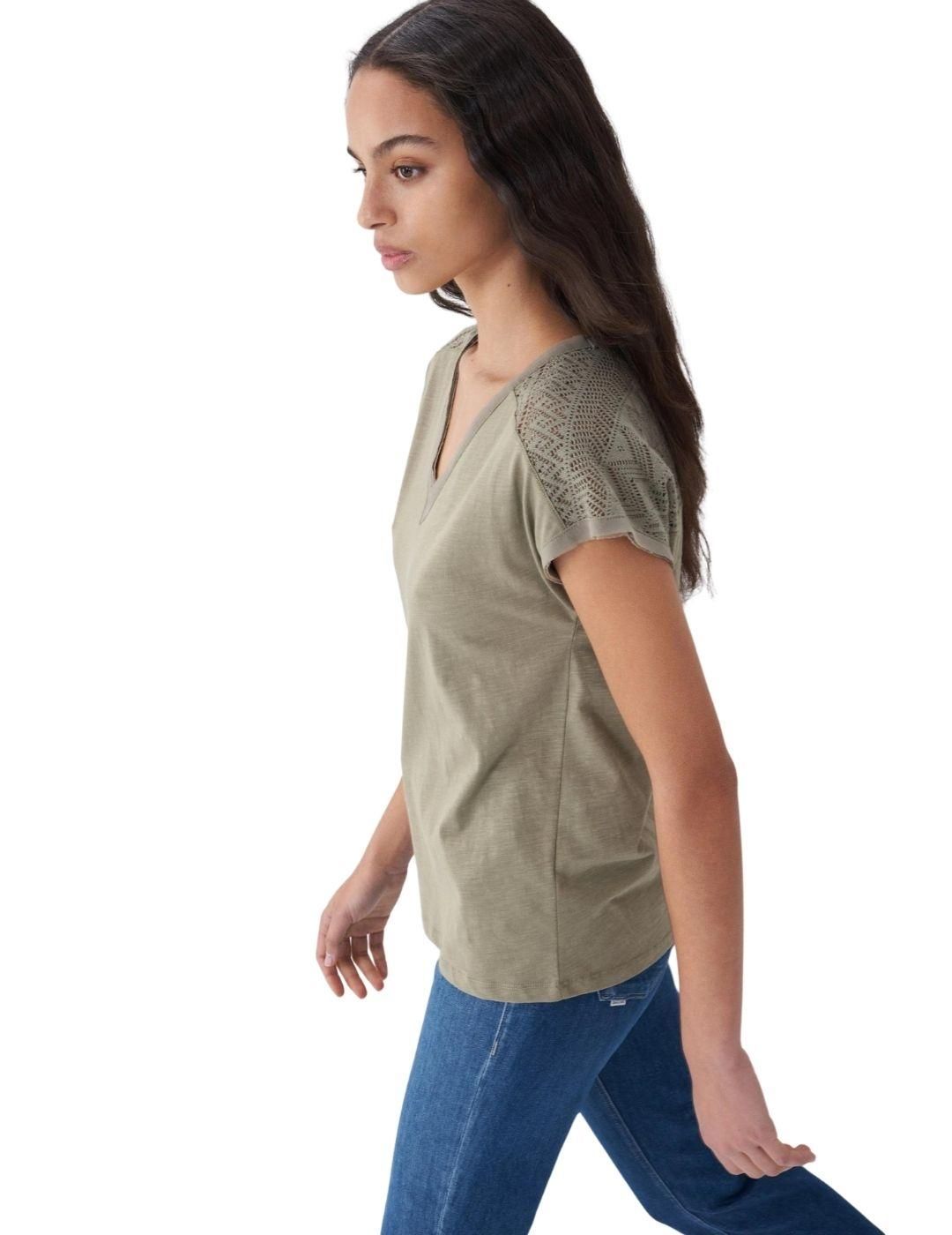 Camiseta con detalle de encaje Salsa Jeans Verde - Bicos de Fío