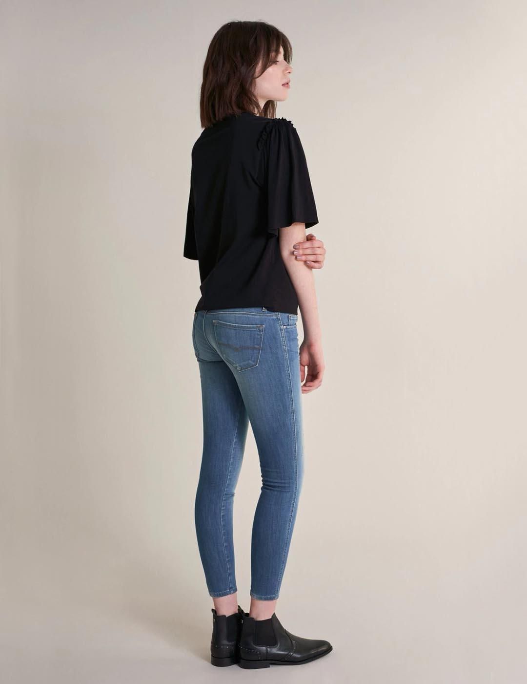 Vaqueros Salsa Jeans Colette Capri con detalles Azul - Bicos de Fío