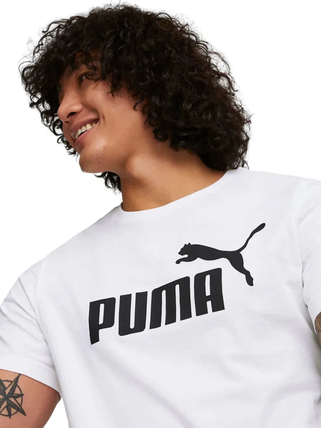Camiseta PUMA Logo Essentials Blanco | Bicos de Fío