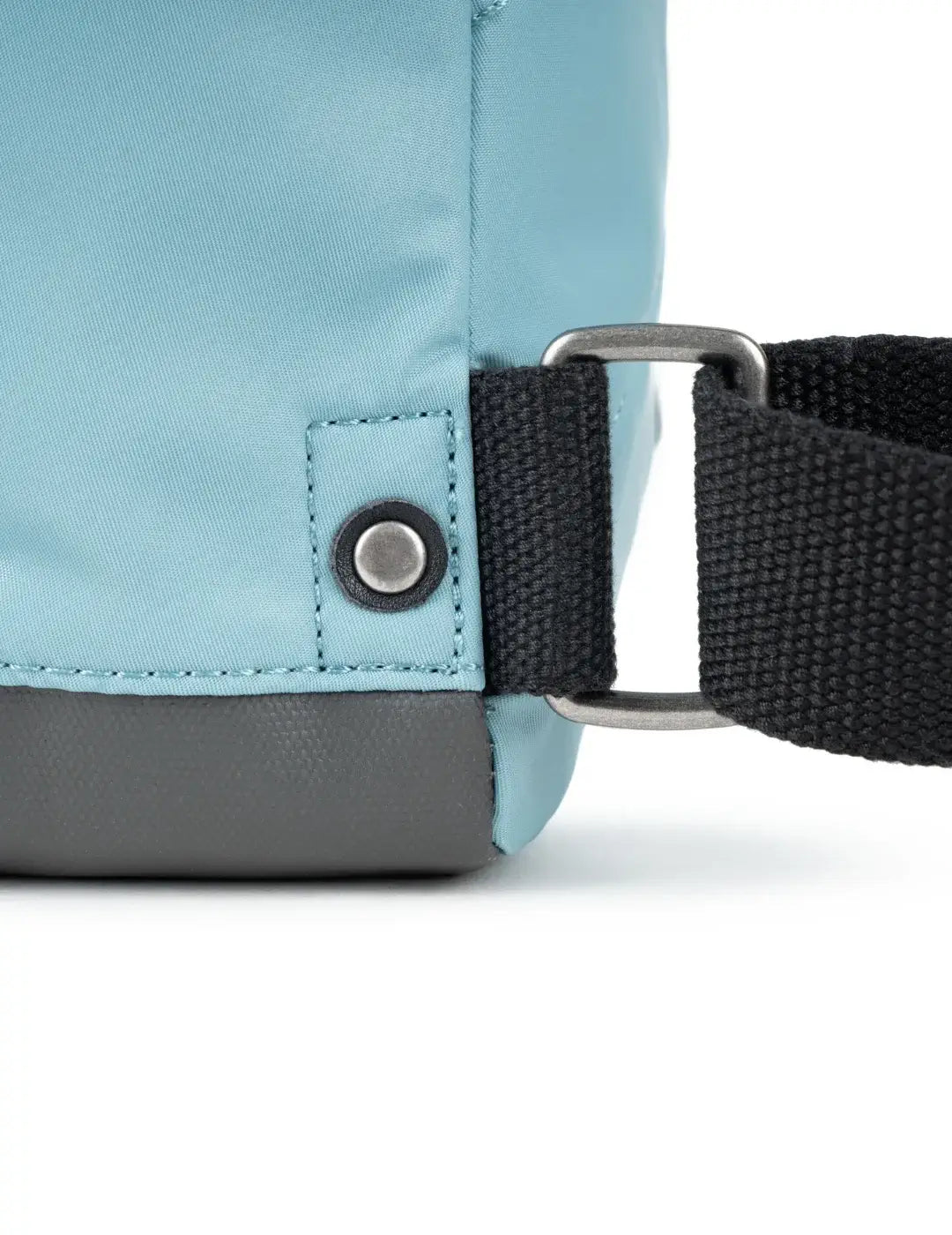 Mochila Roka Bantry B Small Black Label Azul | Bicos de Fío