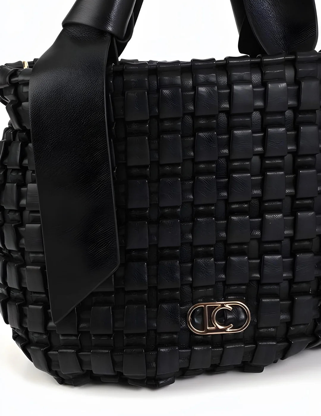 Bolso Pequeño Lola Casademunt Trenzado Negro | Bicos de Fío