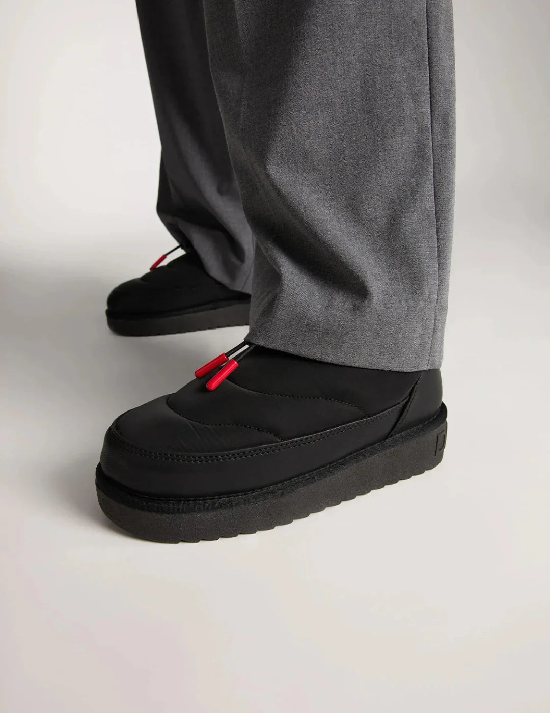 Bota D.Franklin Nordic Low Bomb Negro | Bicos de Fío