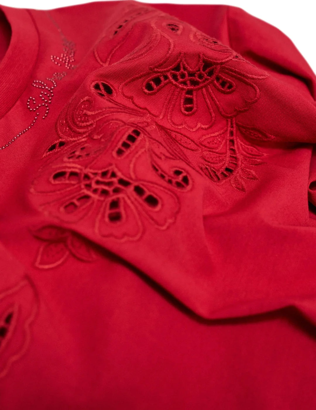 Camiseta Cropped Nudo Salsa Jeans Rojo | Bicos de Fío