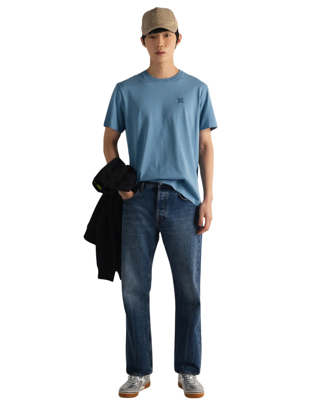 Camiseta Munich Essentials Azul Claro | Bicos de Fío