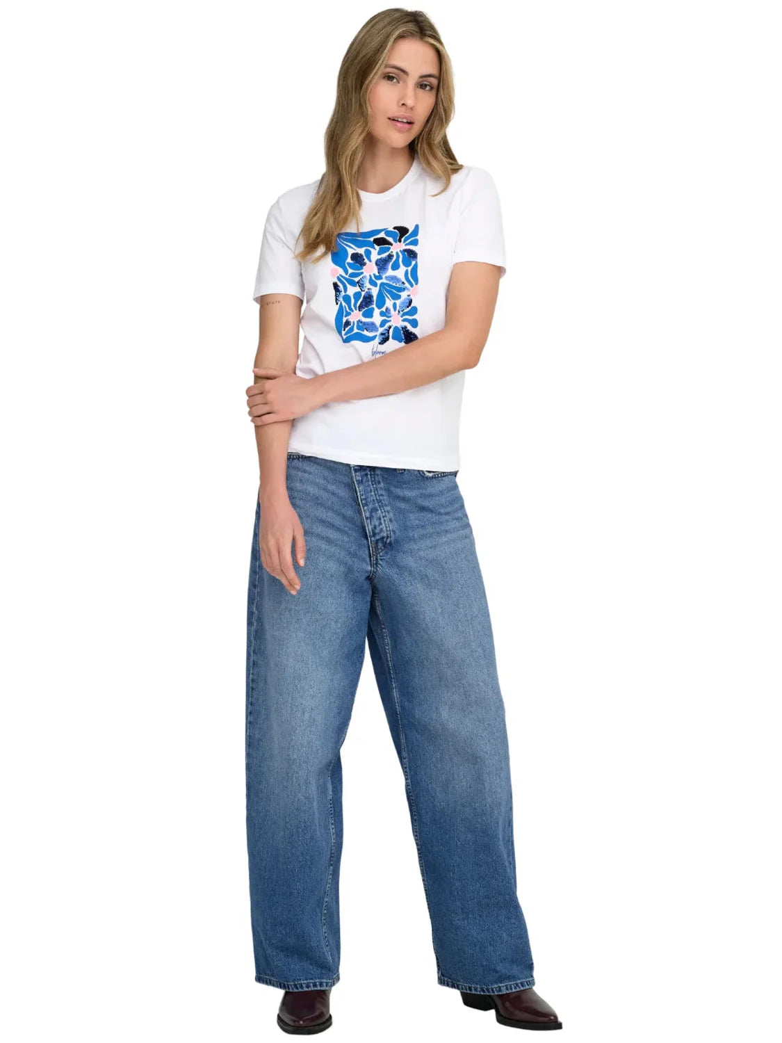 Camiseta ONLY Kita Flor Rita Blanco | Bicos de Fío