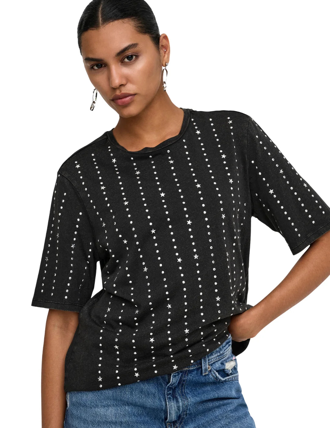 Camiseta ONLY Lucy Studs Negro | Bicos de Fío