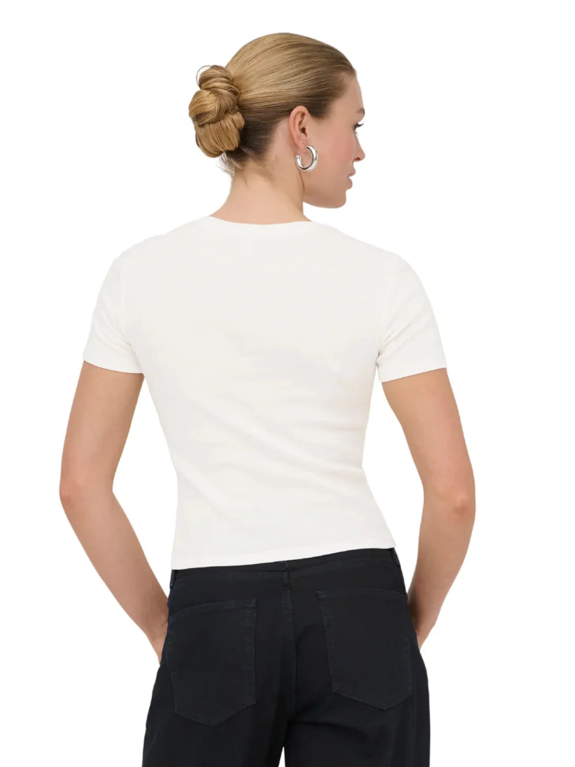 Camiseta ONLY Princess Orange Flower Blanco | Bicos de Fío